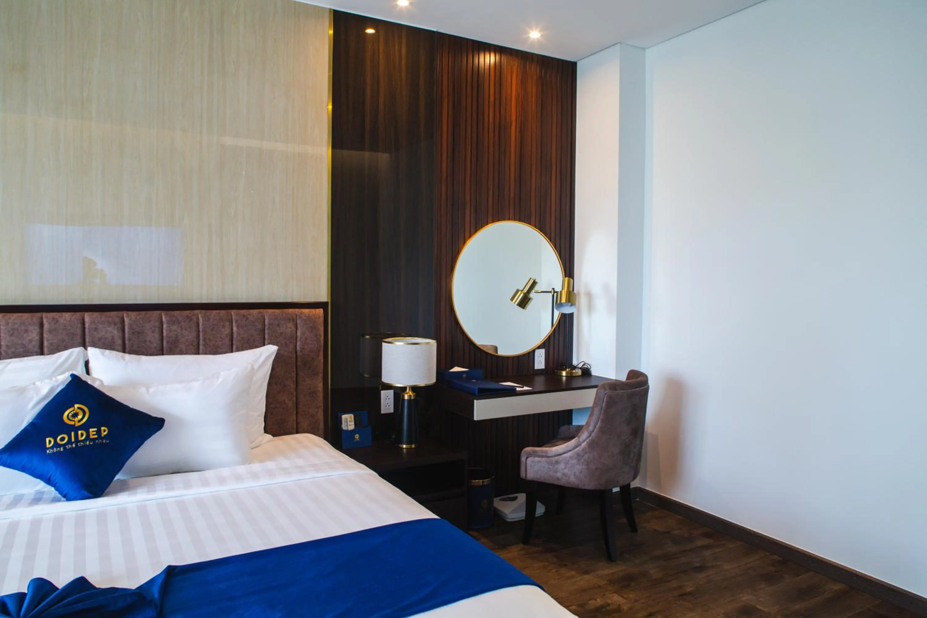 Bed in SANDALS AQUILA HOTEL