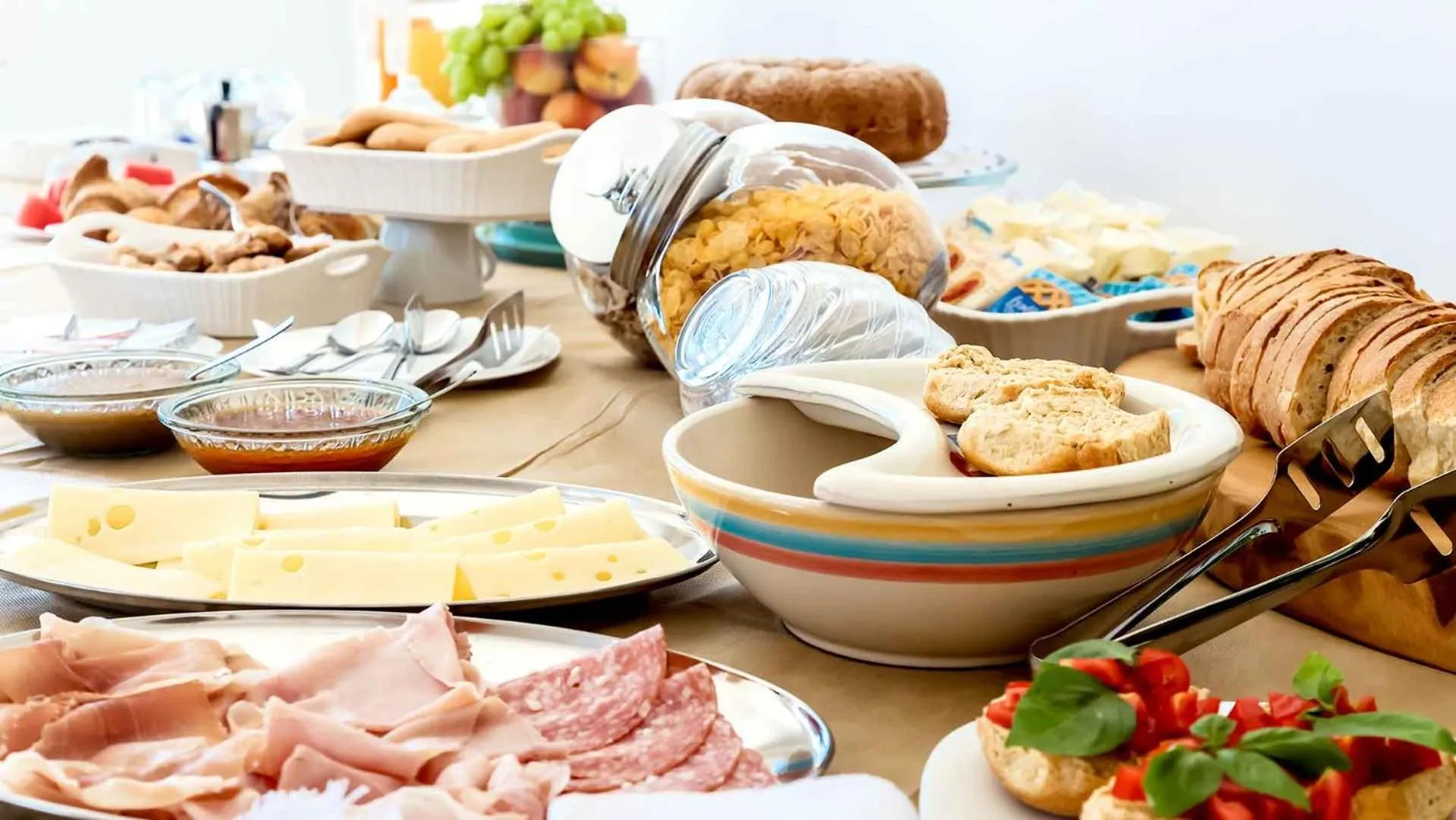 Buffet breakfast in Tenuta Cursano