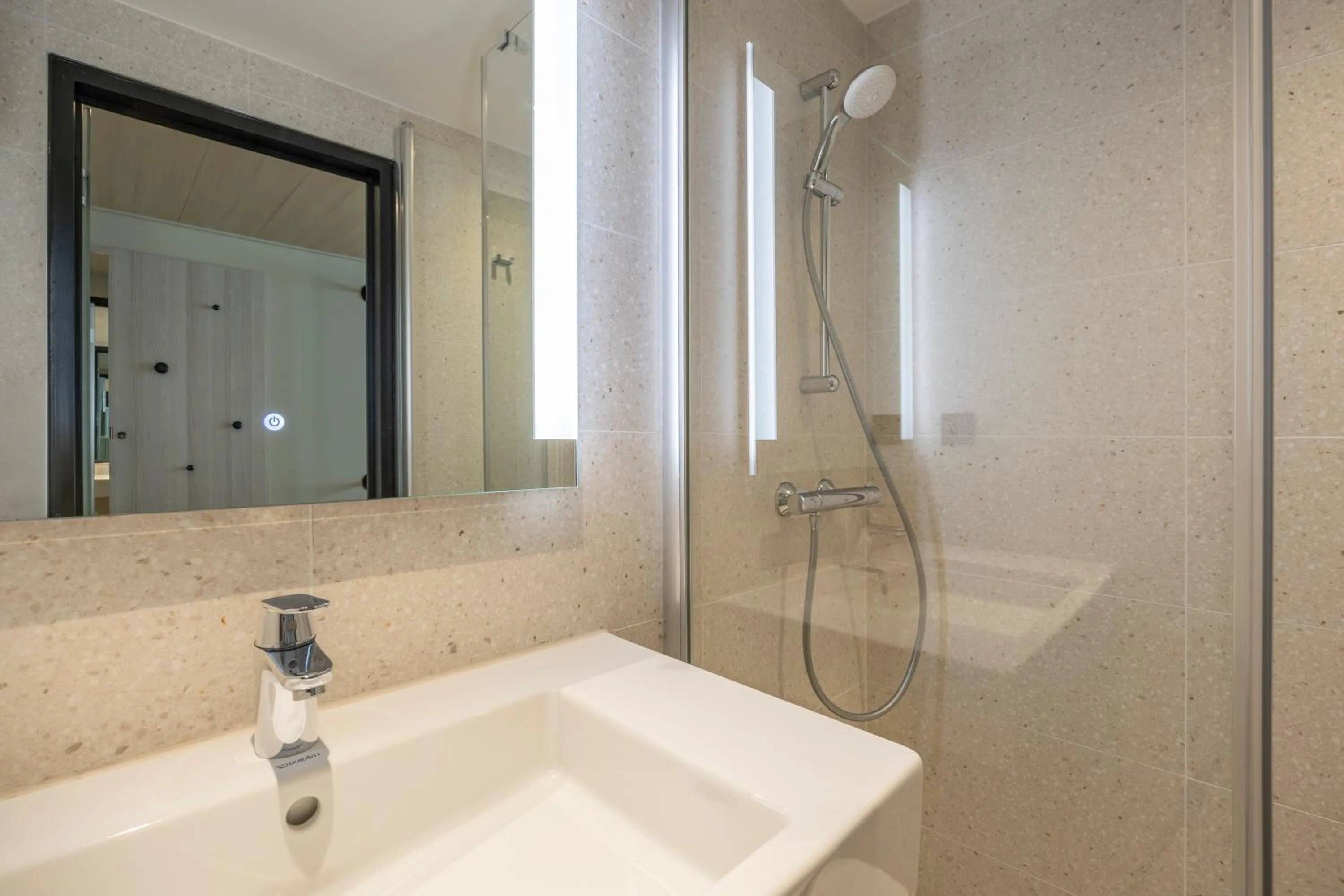 Shower in Citybox Brussels Centre Louise