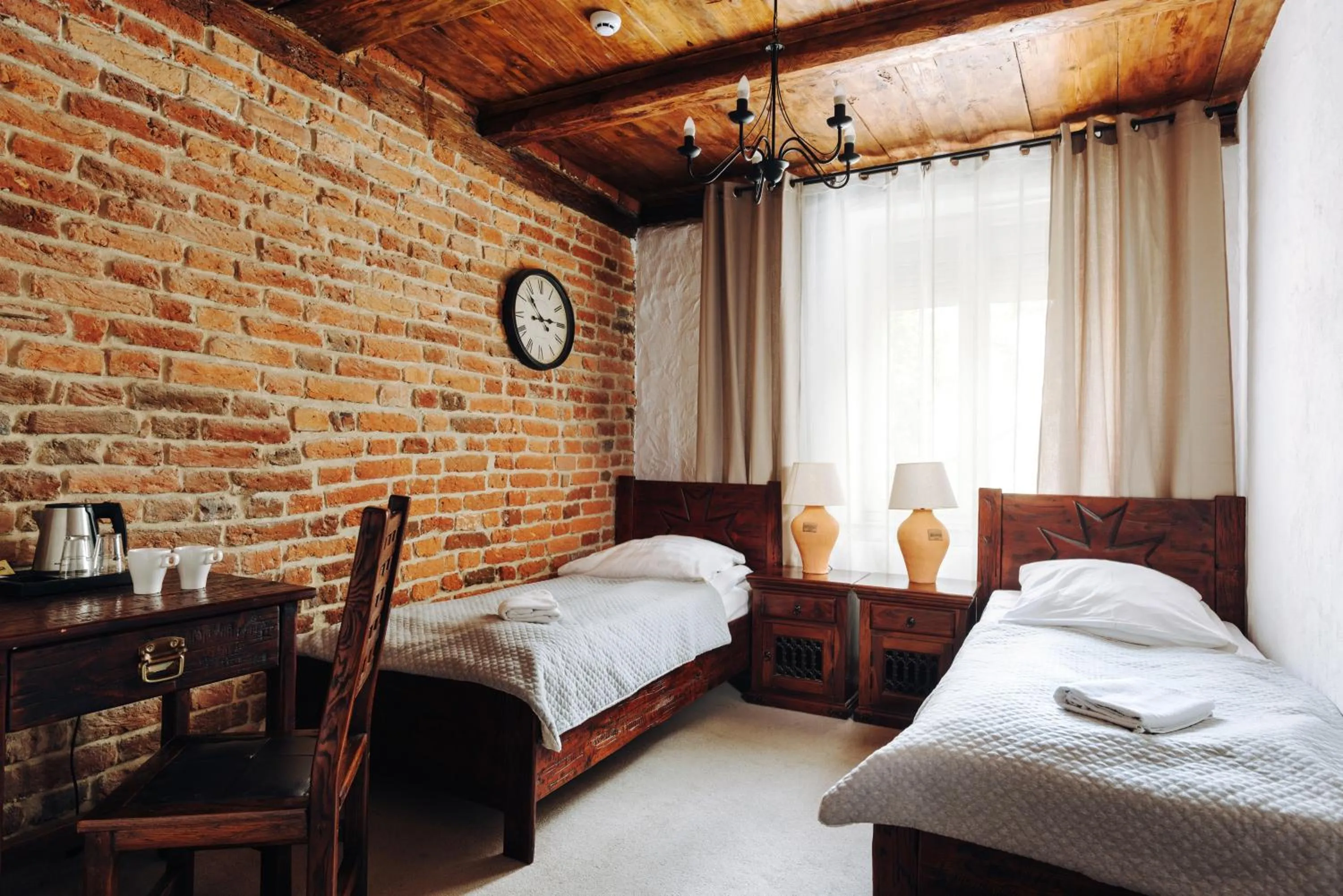 Bed in Hotel Legenda