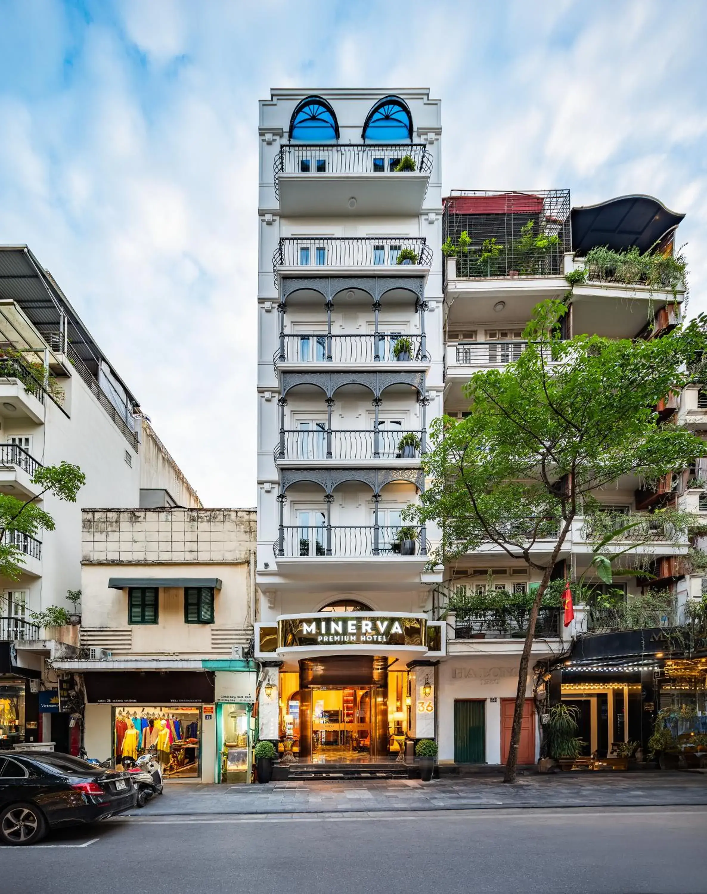 Property building in Minerva Premium Hotel Property building in Minerva Premium Hotel