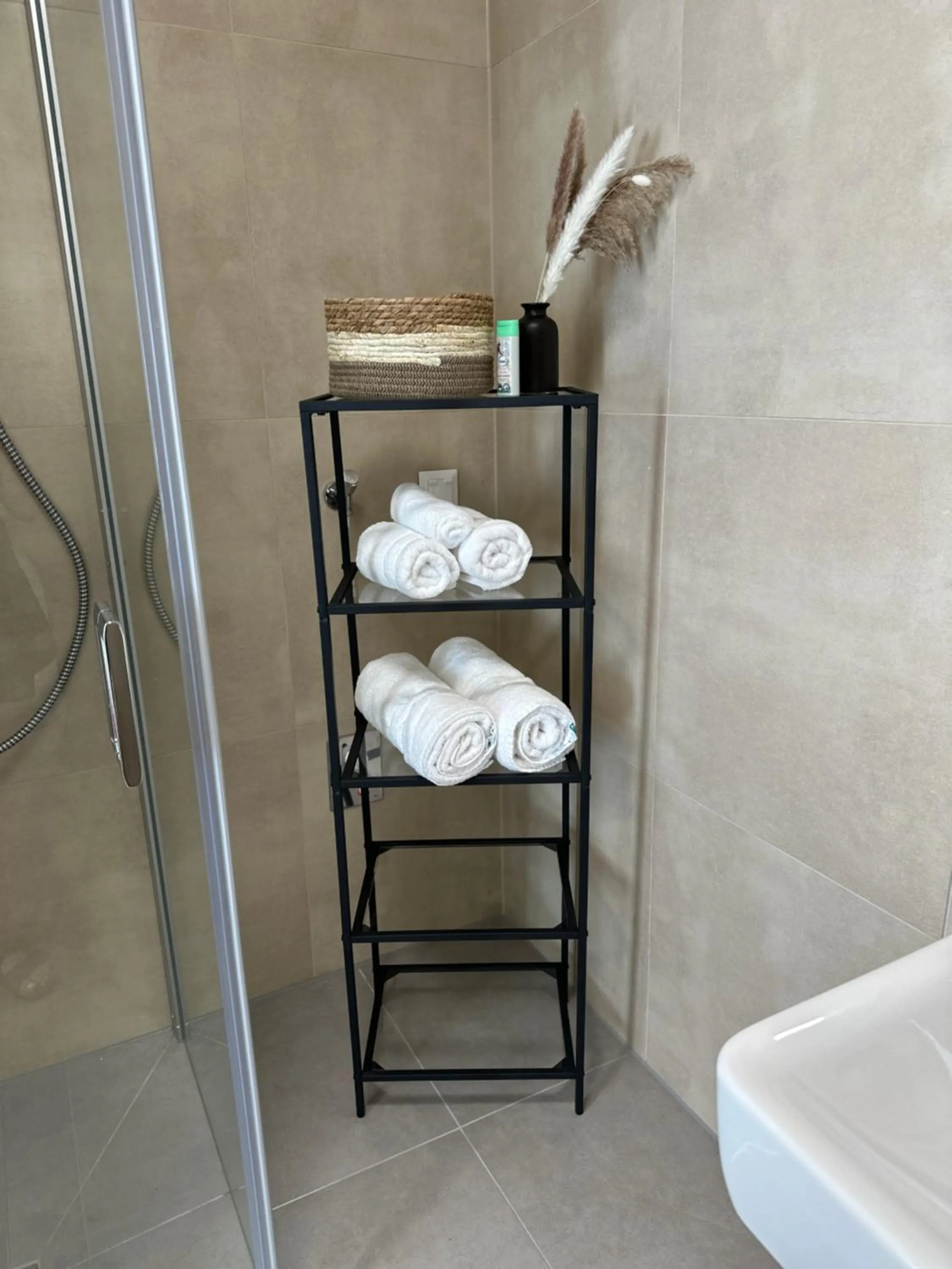 Shower in Grazora Living Apartments