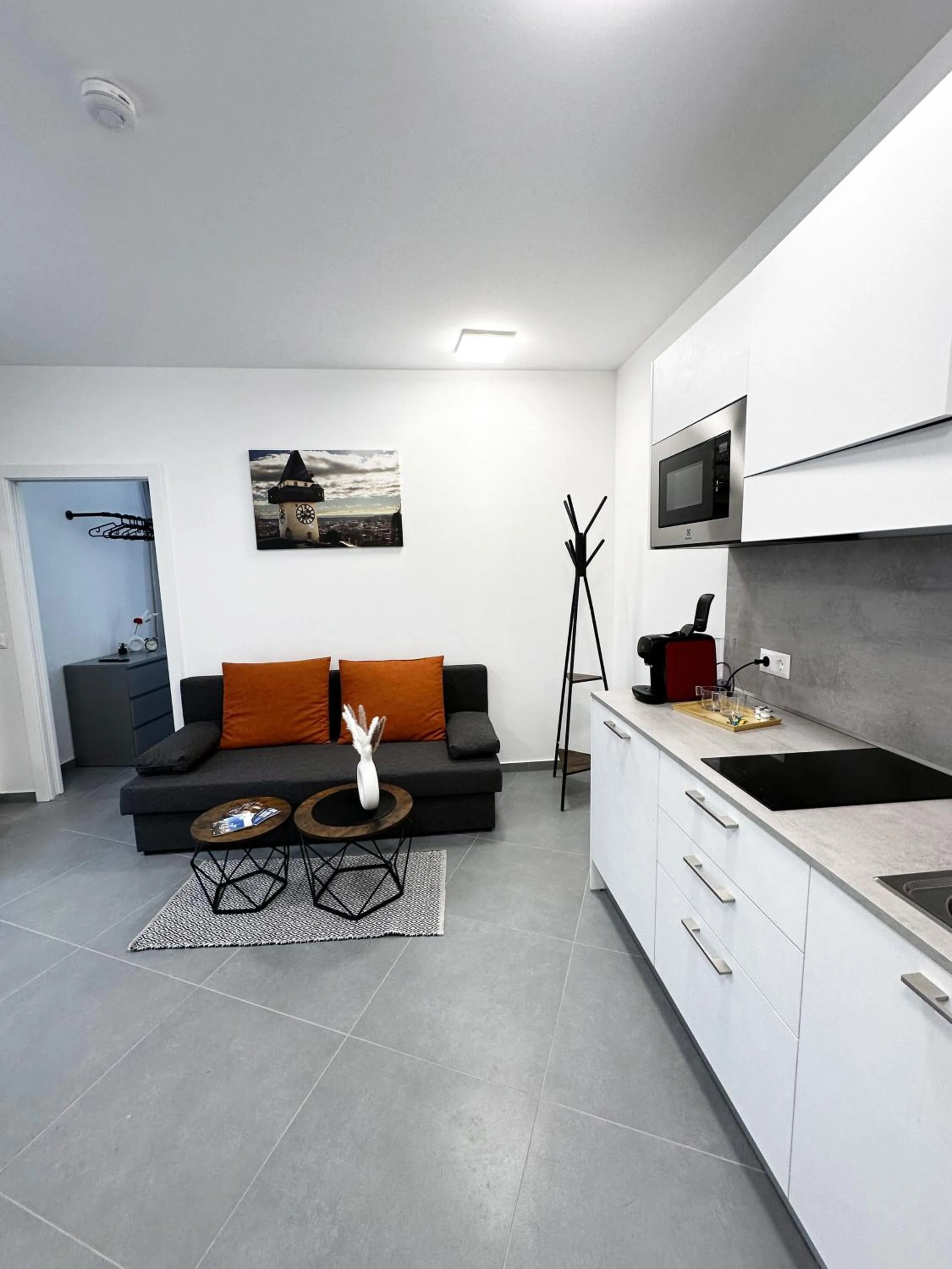 Kitchen or kitchenette in Grazora Living Apartments