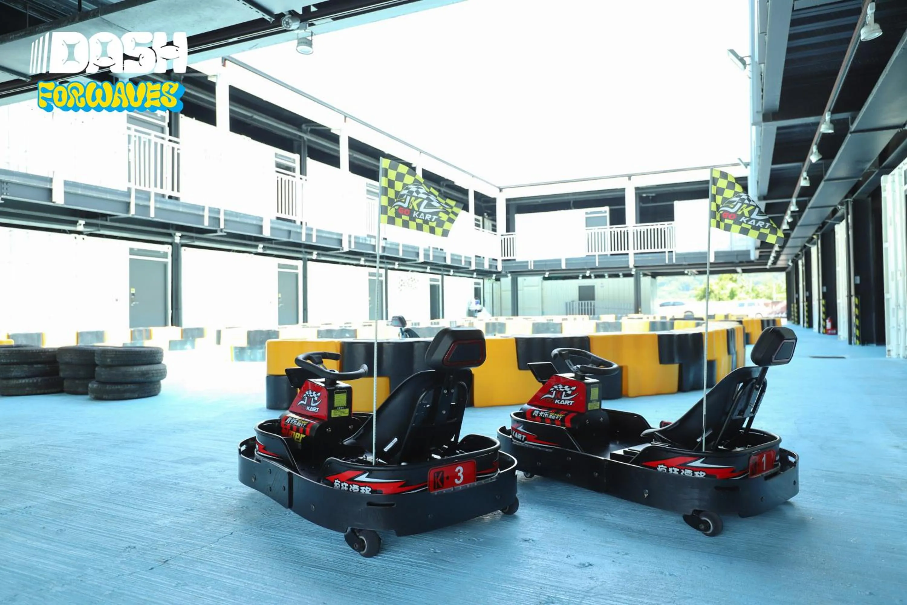 Evening entertainment in Dash Forwaves Hotel