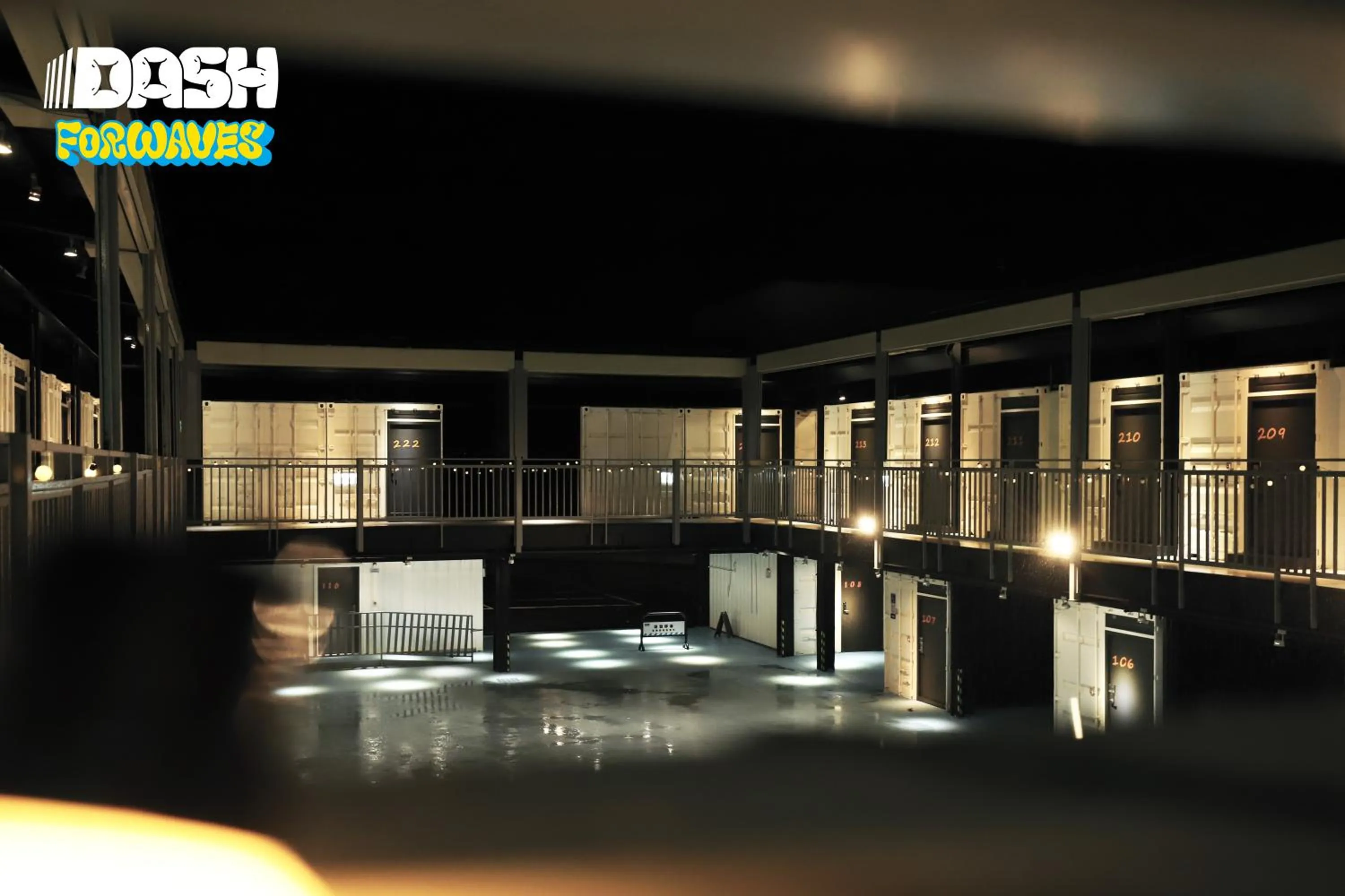 Decorative detail in Dash Forwaves Hotel