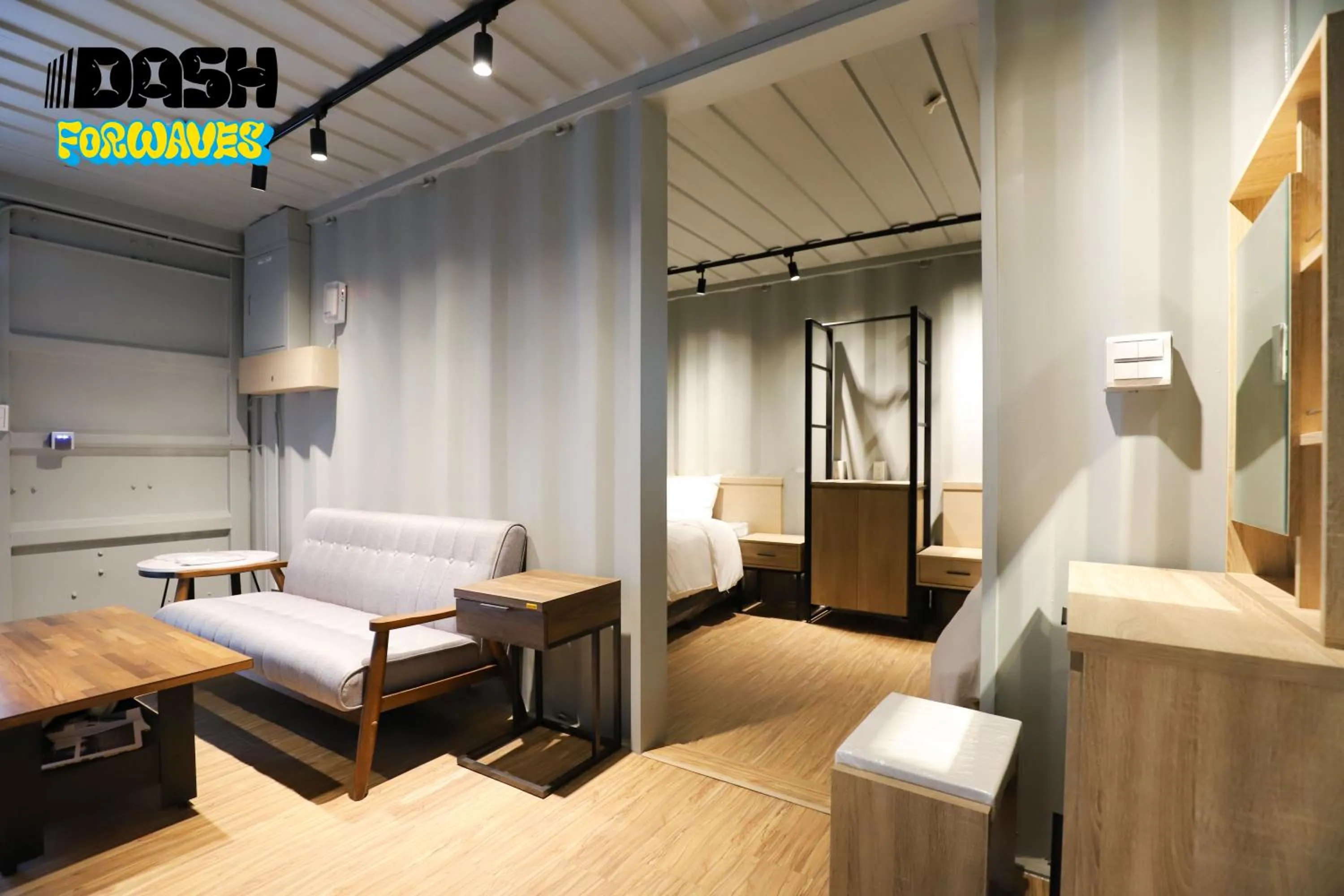 Bed in Dash Forwaves Hotel