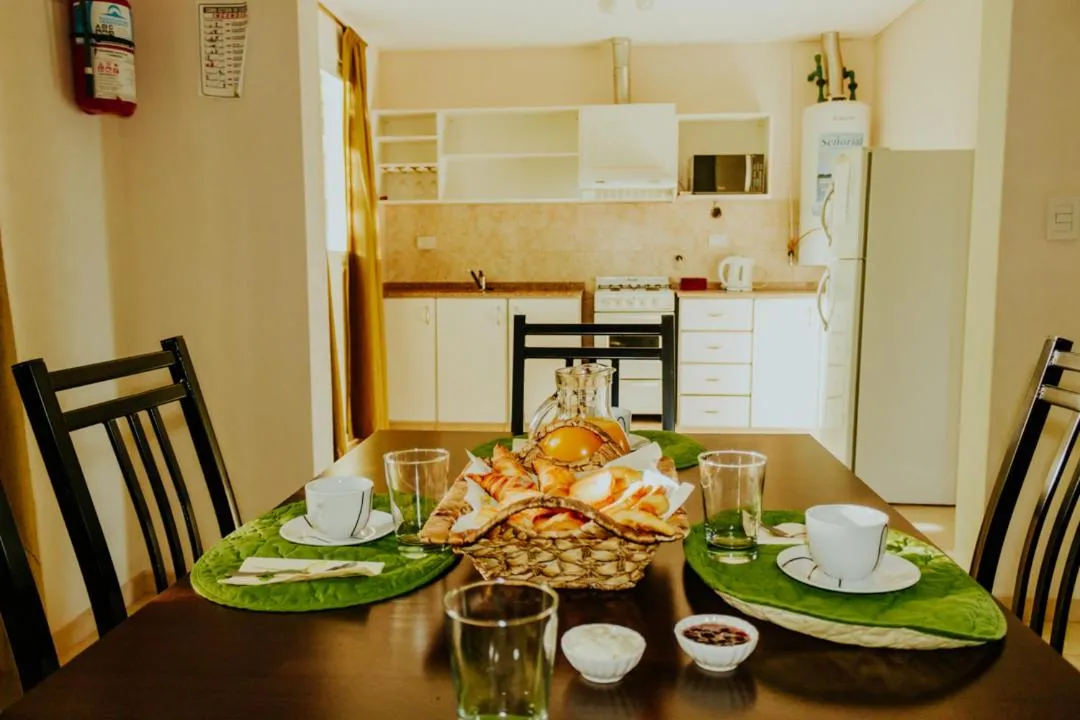 Kitchen or kitchenette in Villa Niagara