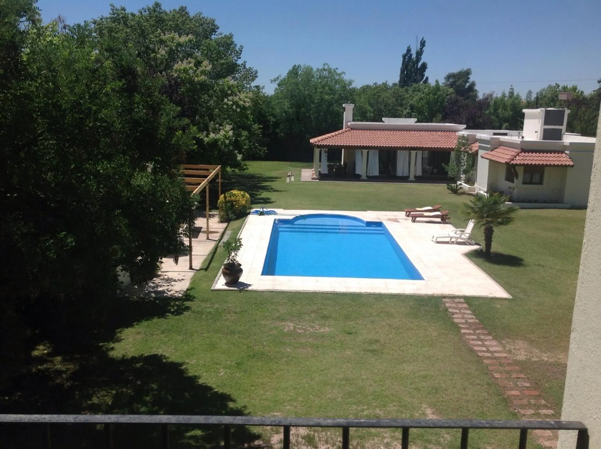 Swimming pool in Villa Niagara