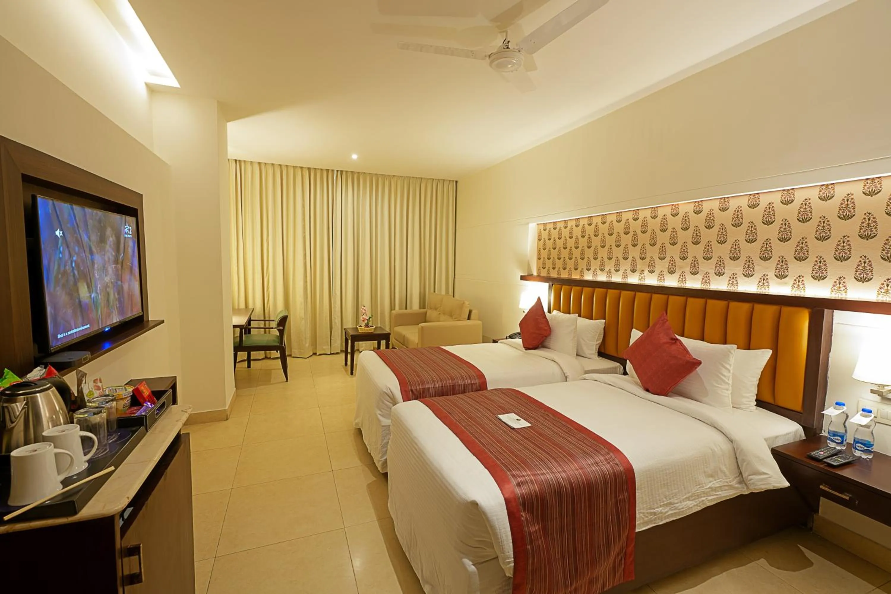 Bedroom, Bed in Grand Continent Secunderabad A Sarovar Portico Affiliate Hotel