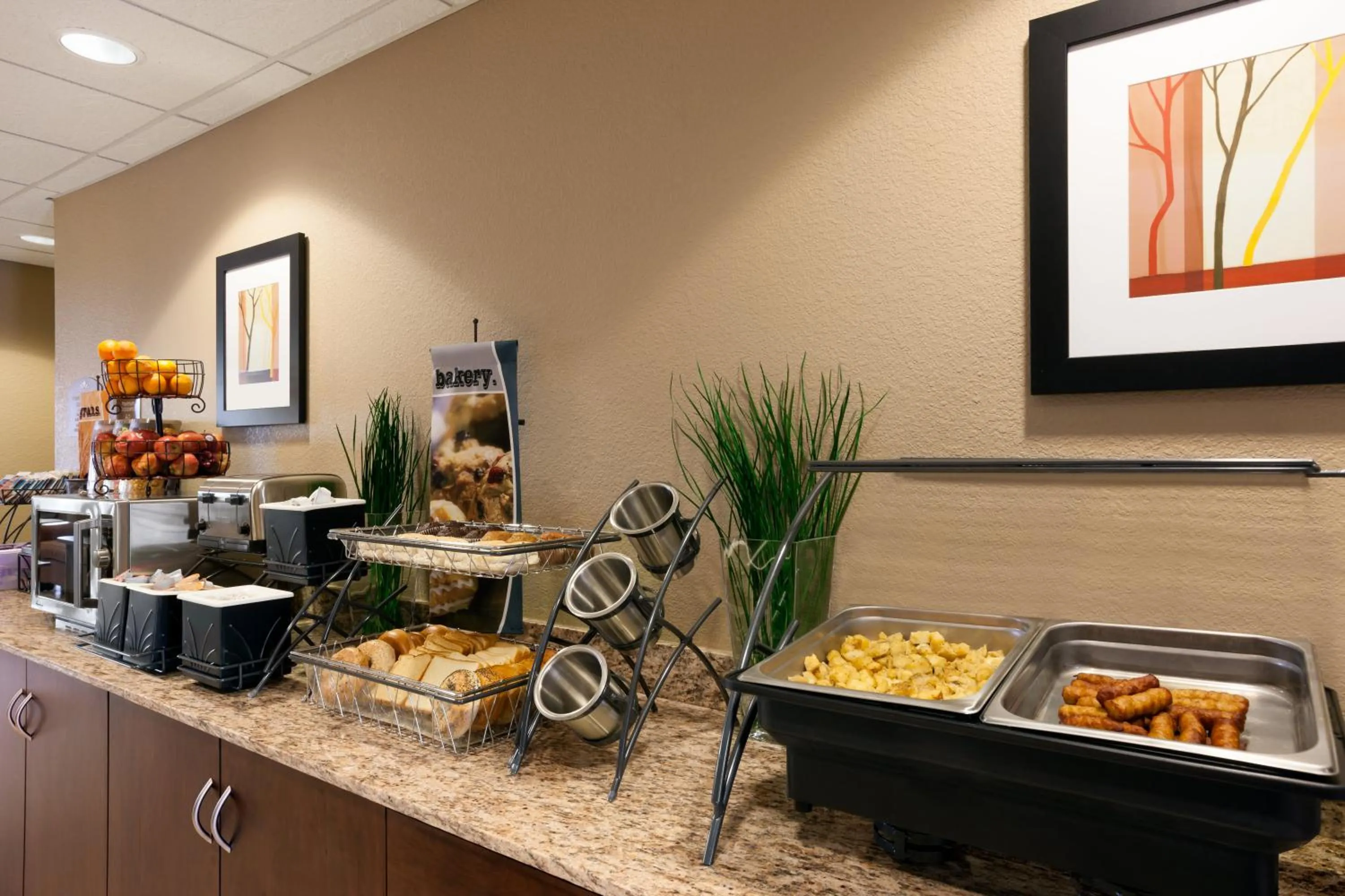 Food in Microtel Inn & Suites by Wyndham