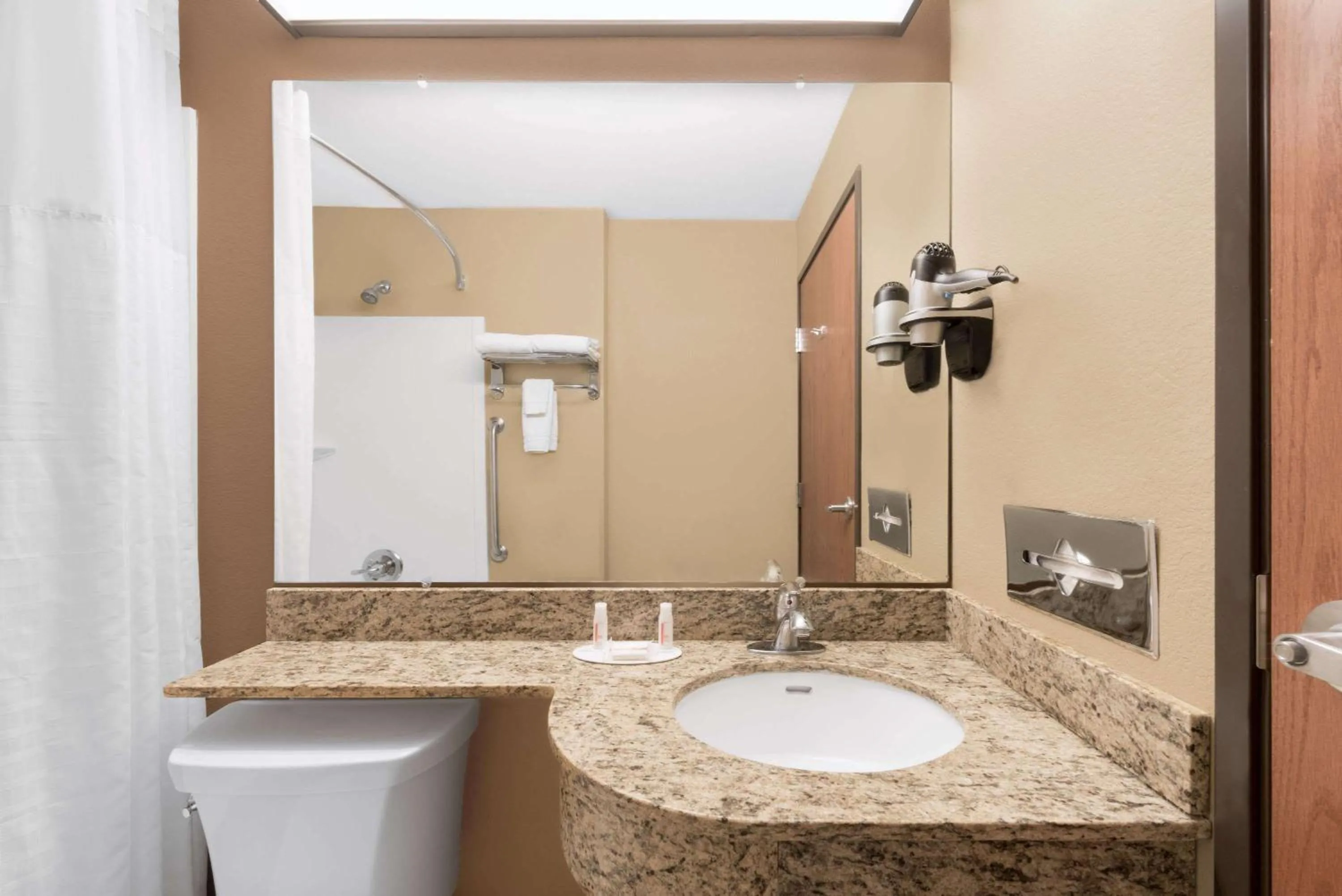 Bathroom in Microtel Inn & Suites by Wyndham