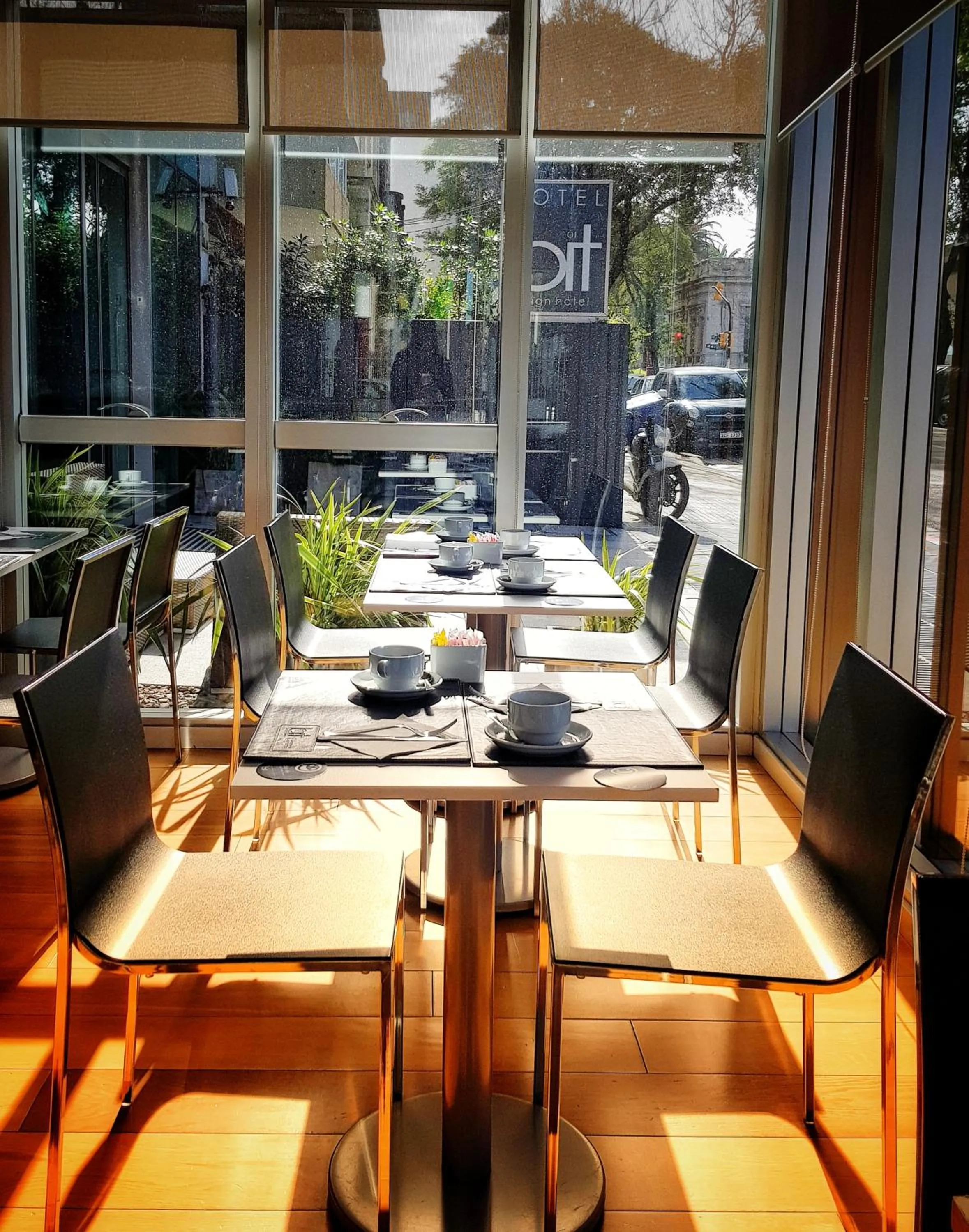 Lounge or bar in BIT Design Hotel