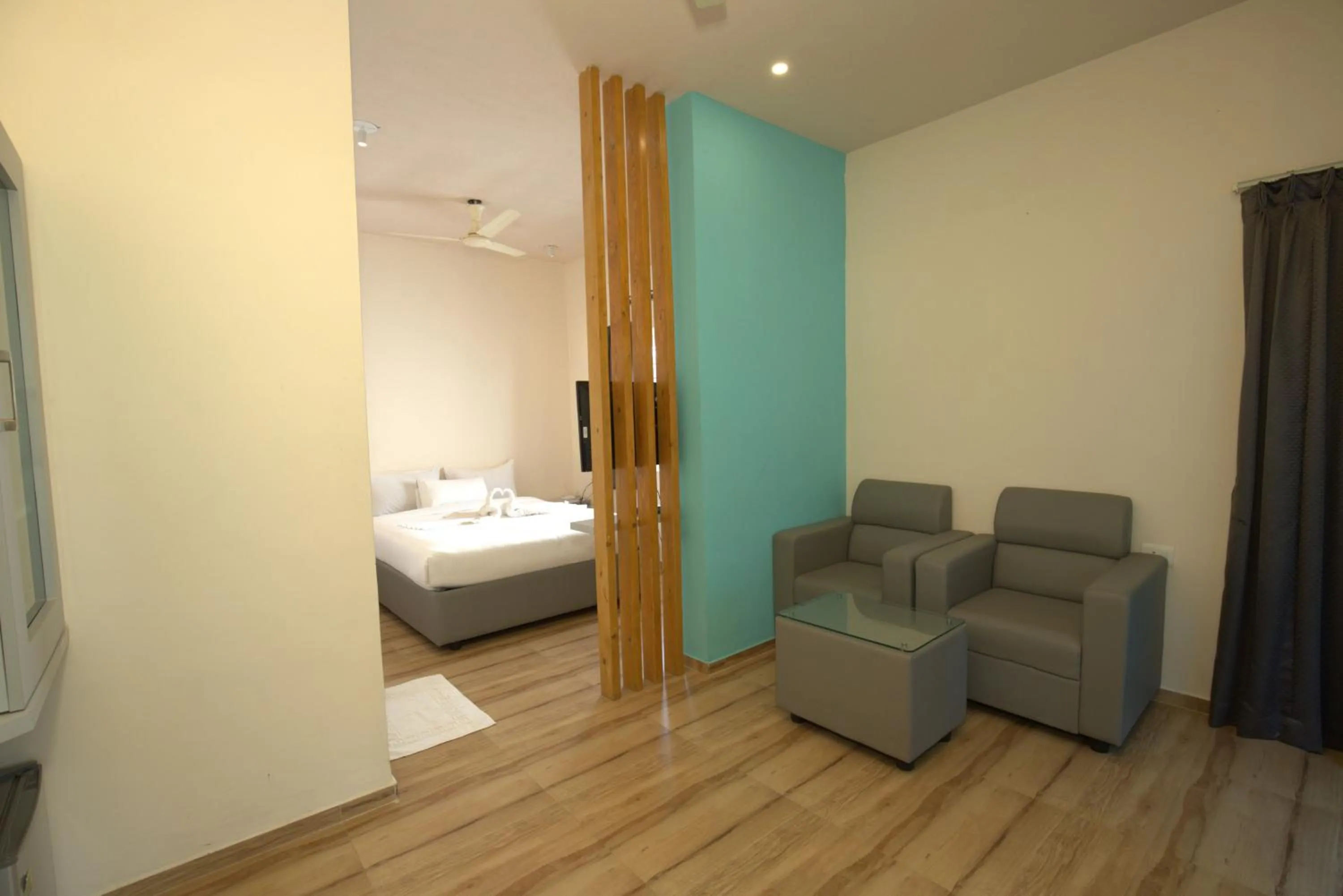 Bed in King Avarta Resort and Convention Centre Pondicherry