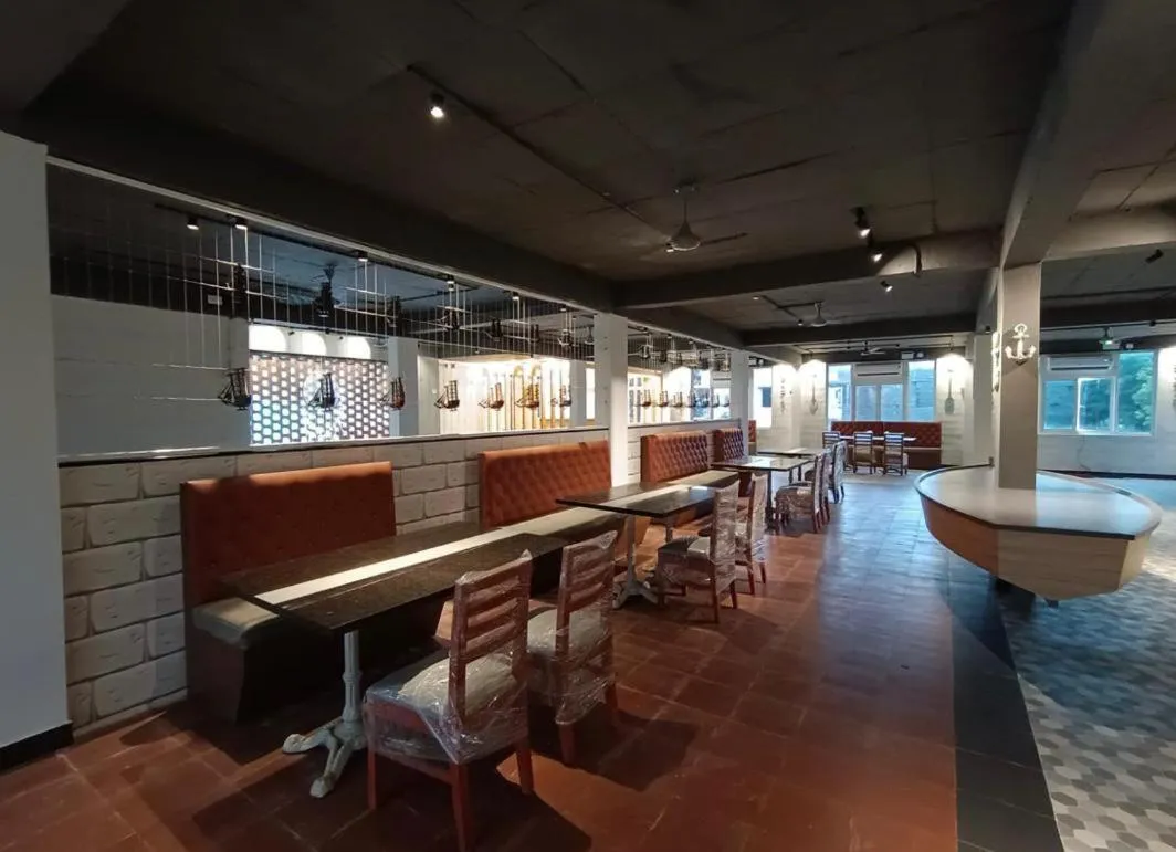 Restaurant/places to eat in King Avarta Resort and Convention Centre Pondicherry