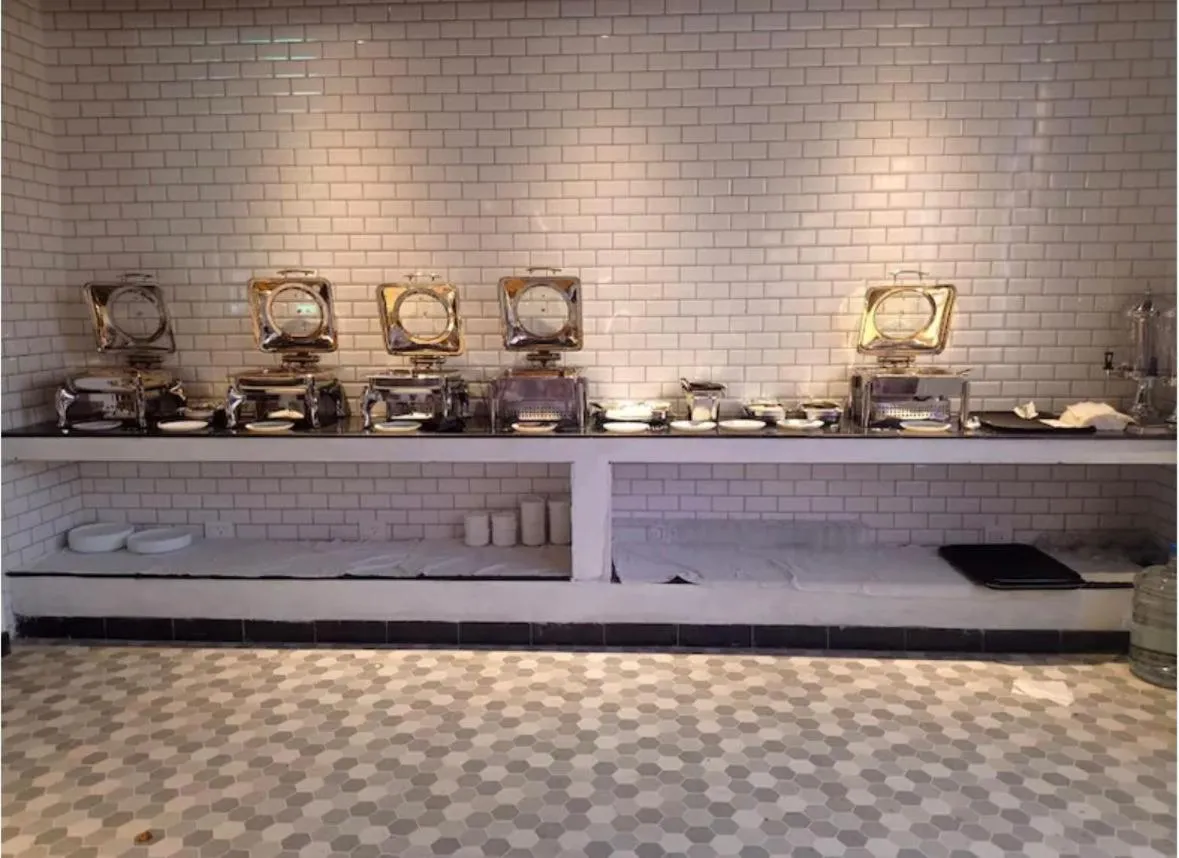 Restaurant/places to eat in King Avarta Resort and Convention Centre Pondicherry