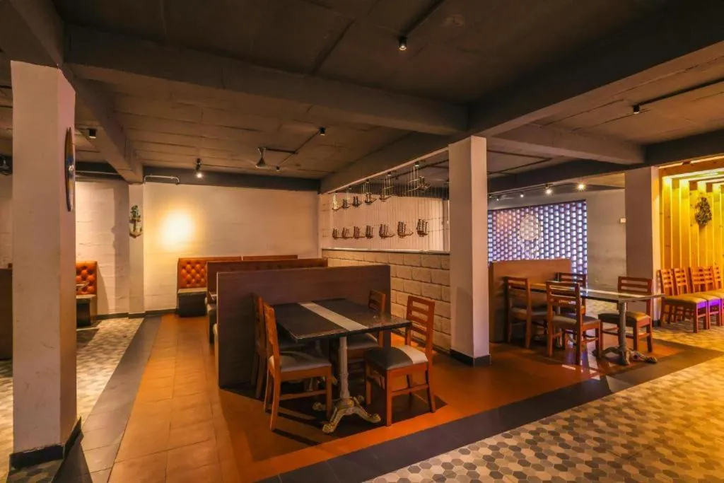 Restaurant/places to eat in King Avarta Resort and Convention Centre Pondicherry