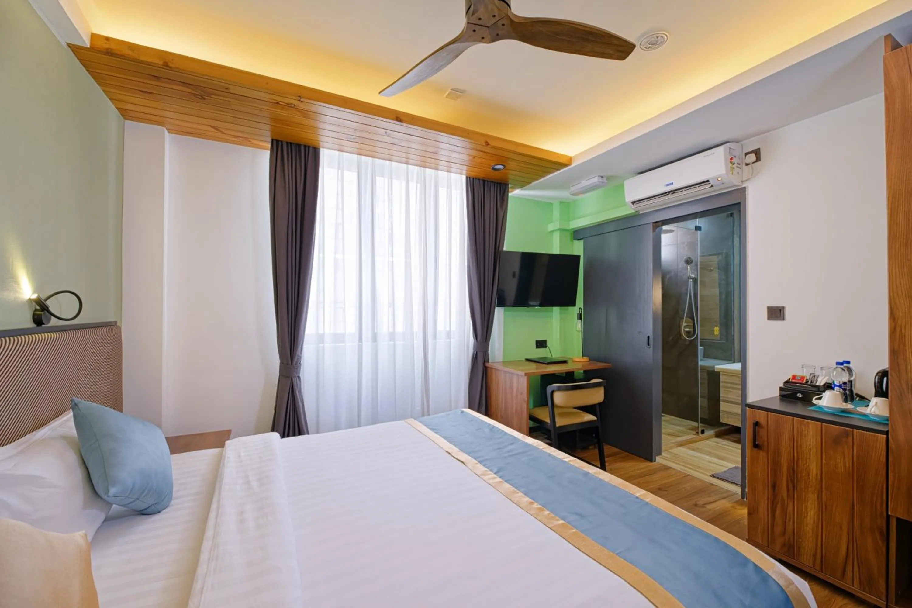 Bedroom, Bed in h78 Veli