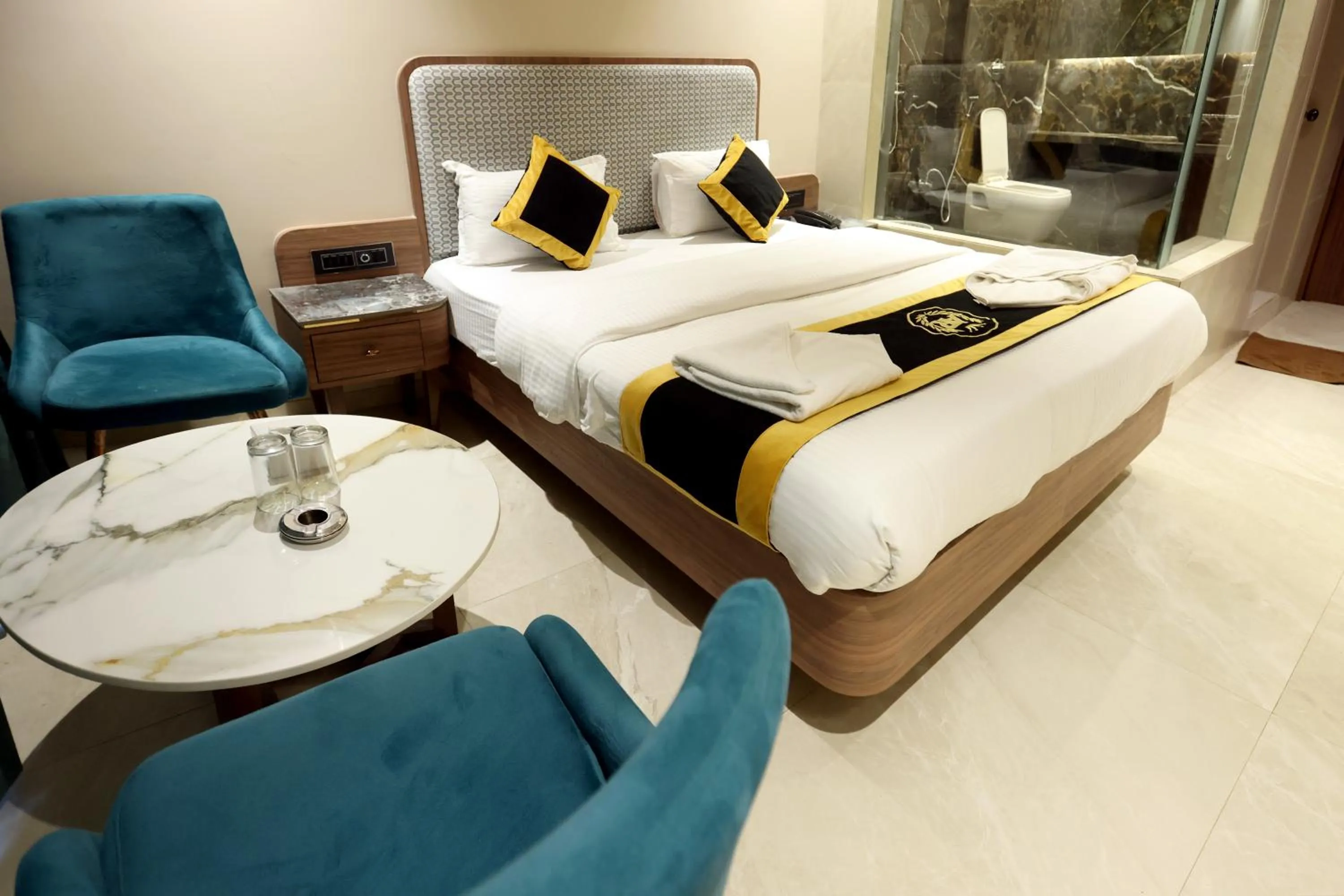 Bed in Hotel A R Paradise