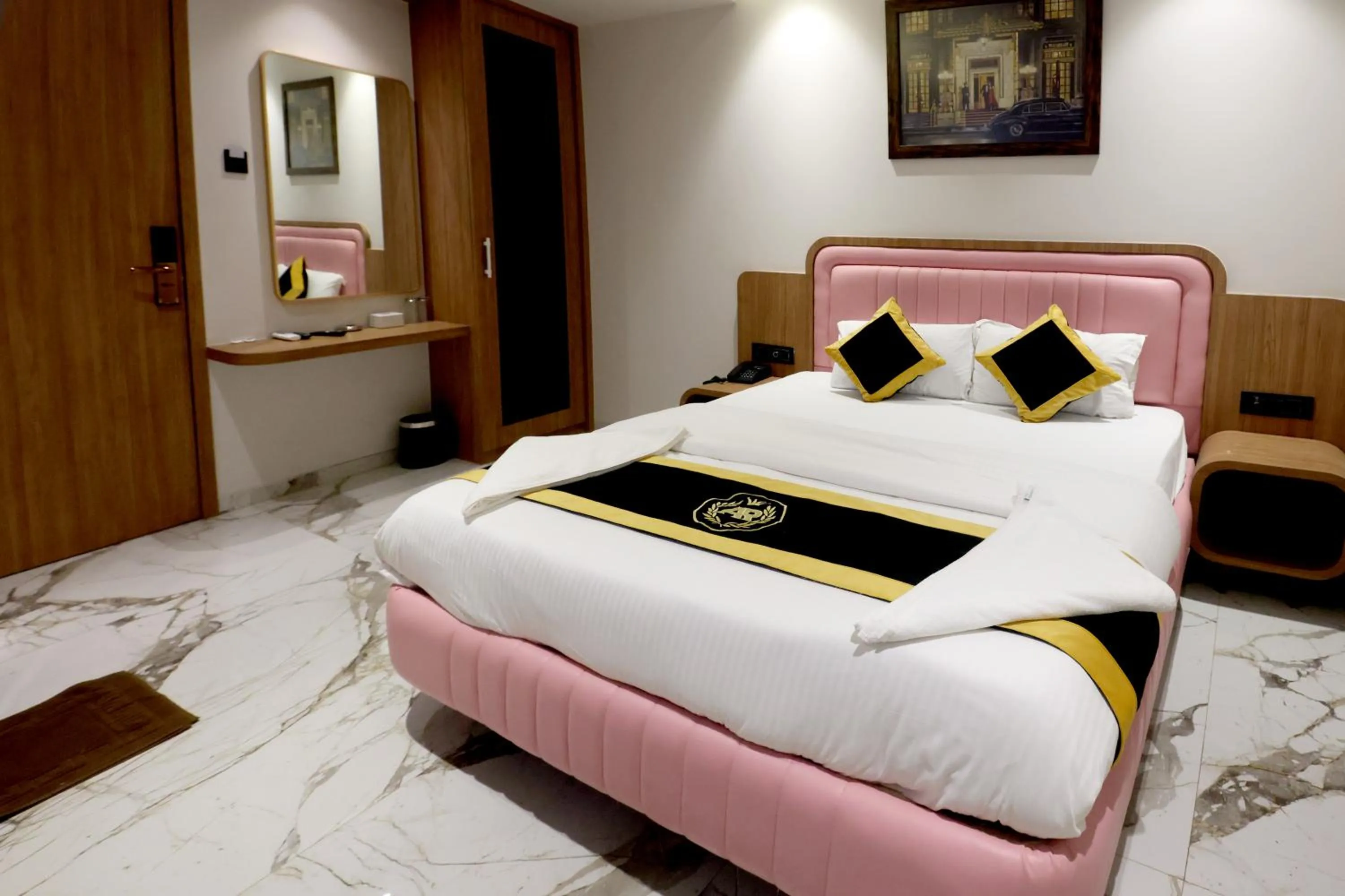 Bed in Hotel A R Paradise