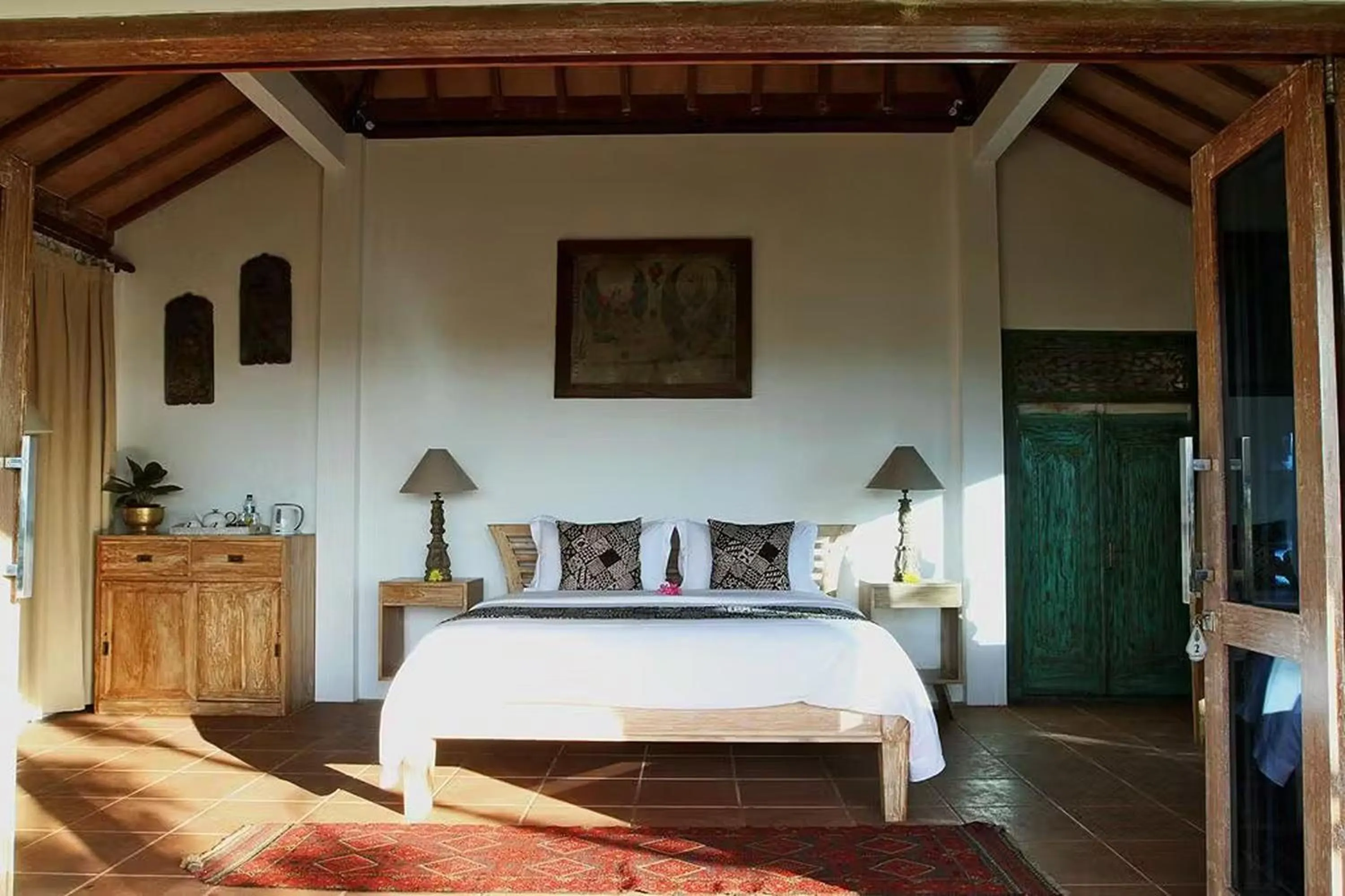 Photo of the whole room, Bed in Bangsring Breeze