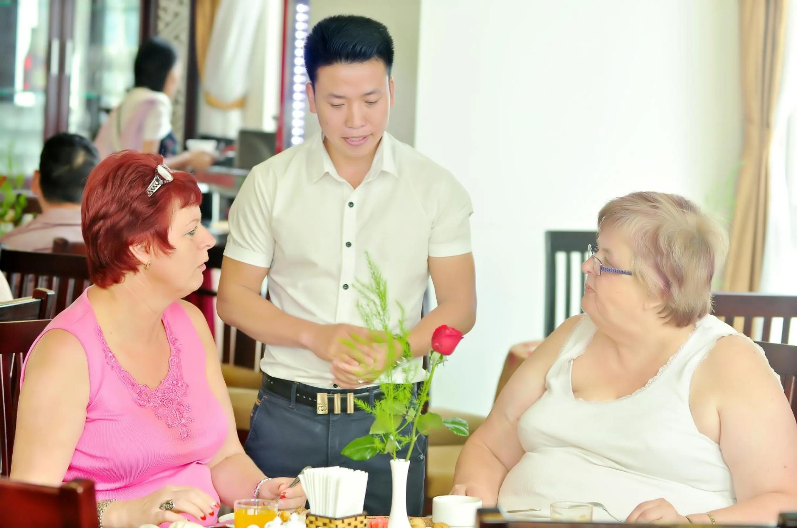 Restaurant/places to eat in Tay Bac Hotel Da Nang