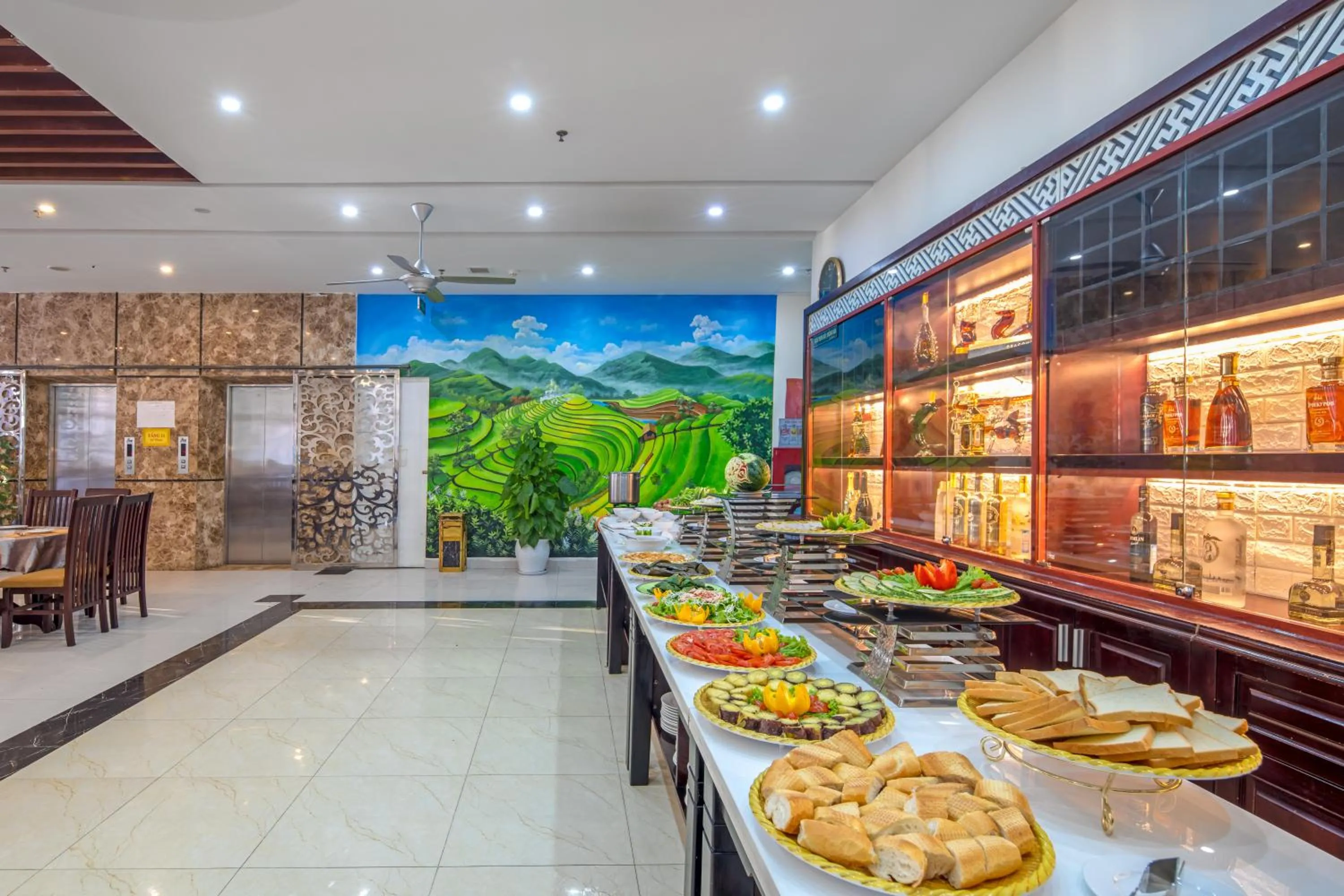 Breakfast in Tay Bac Hotel Da Nang