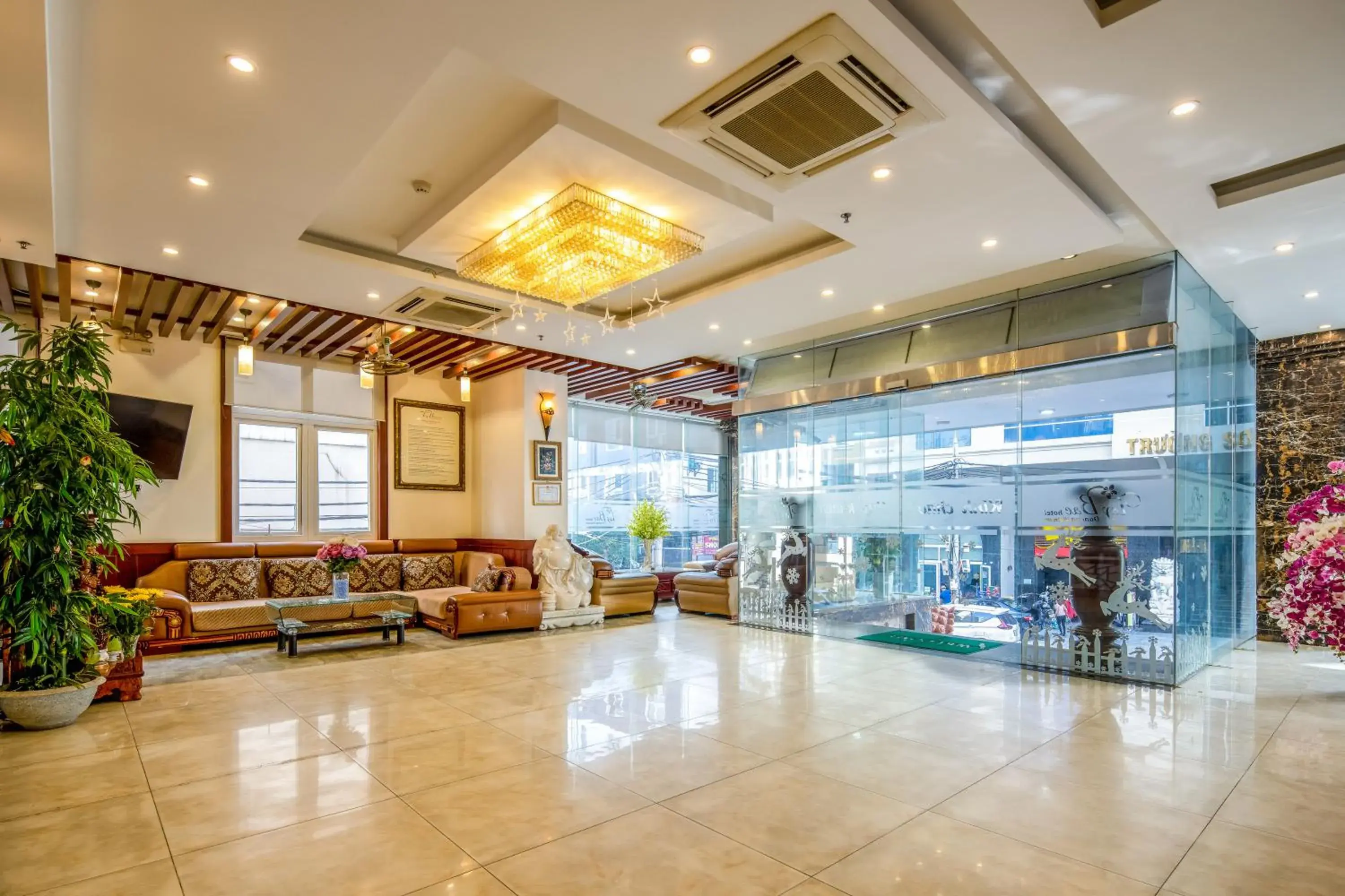 Lobby or reception in Tay Bac Hotel Da Nang Lobby or reception in Tay Bac Hotel Da Nang