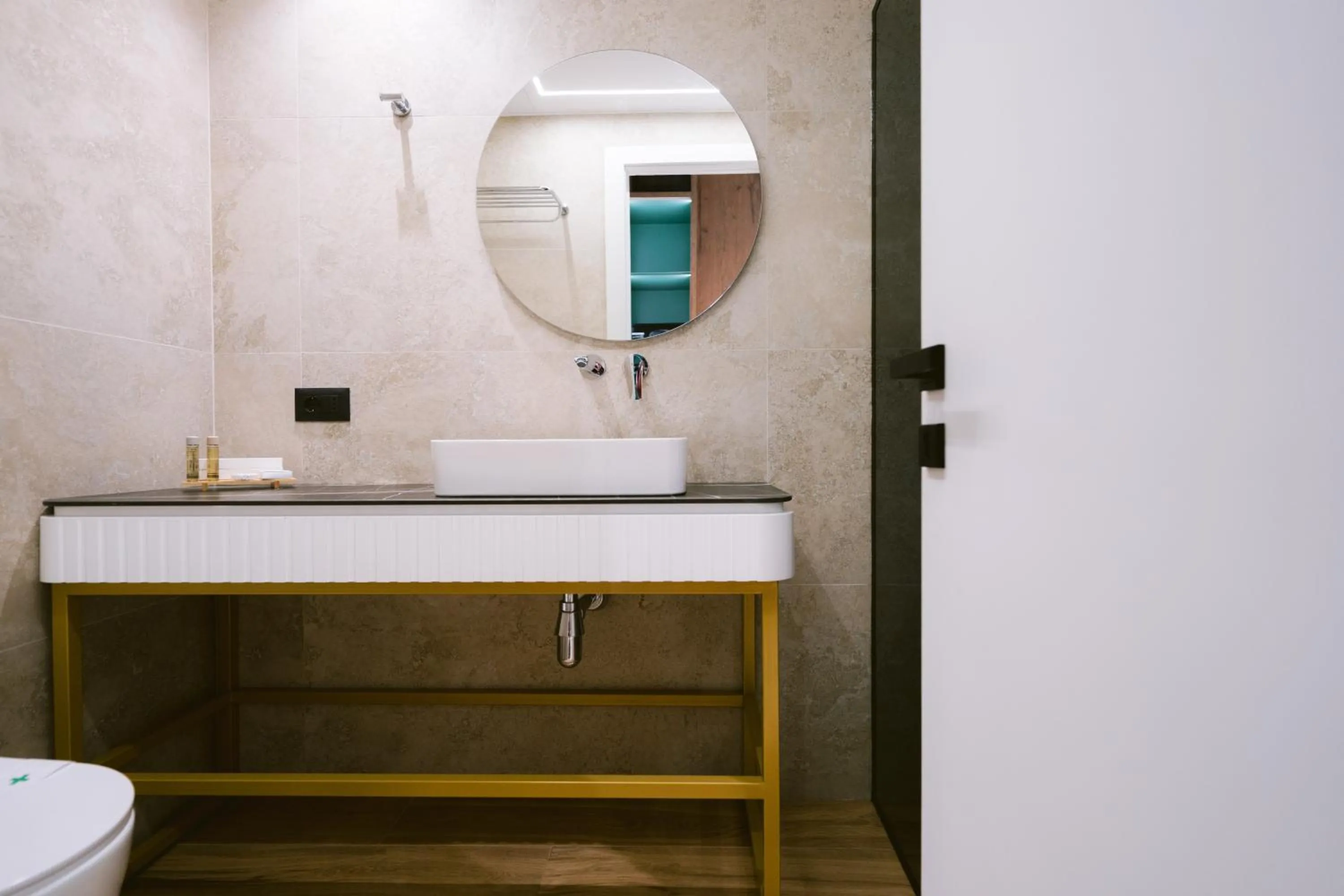 Toilet in Noemie Hotel