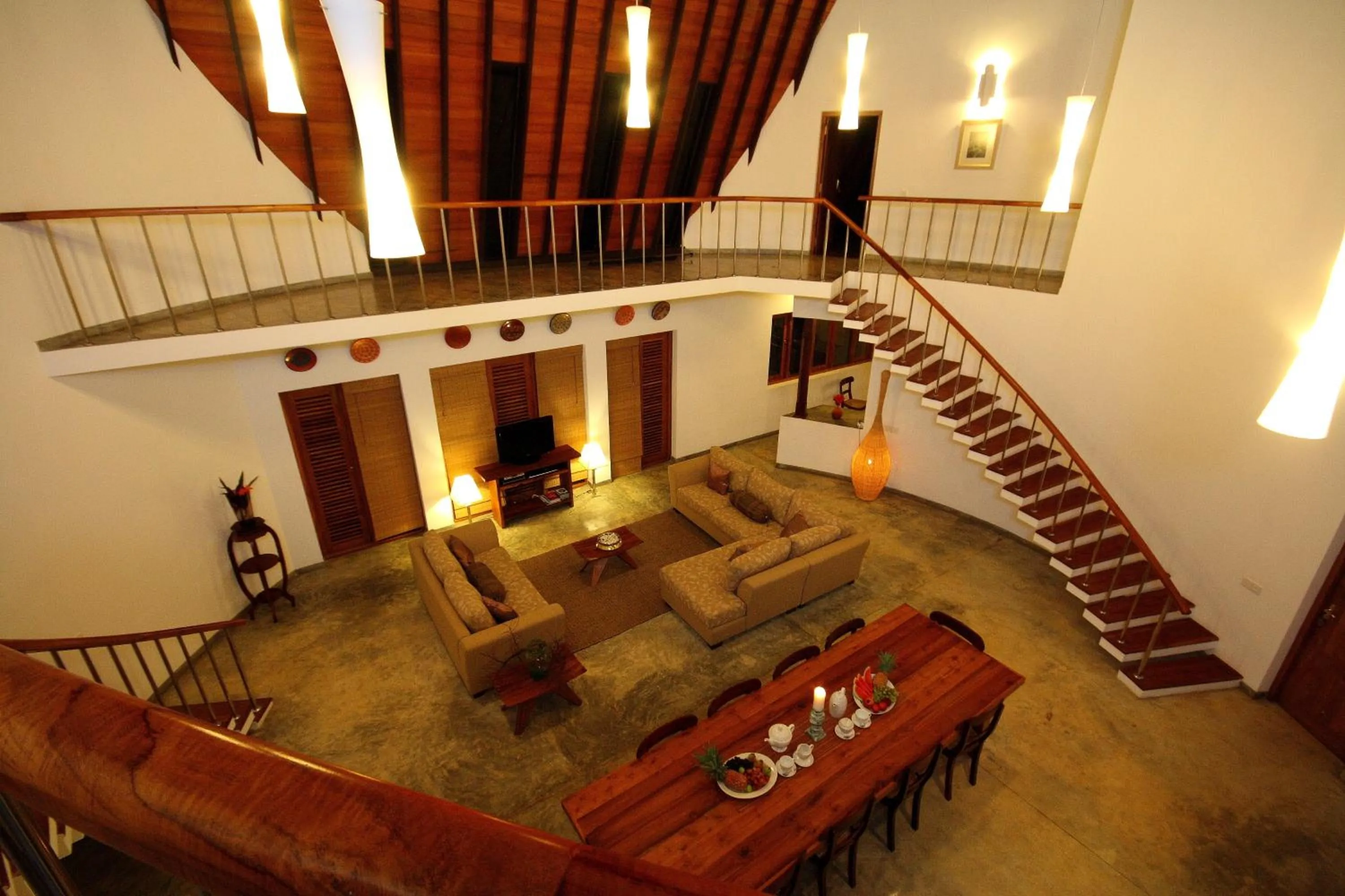 Dining area in Highland Villa