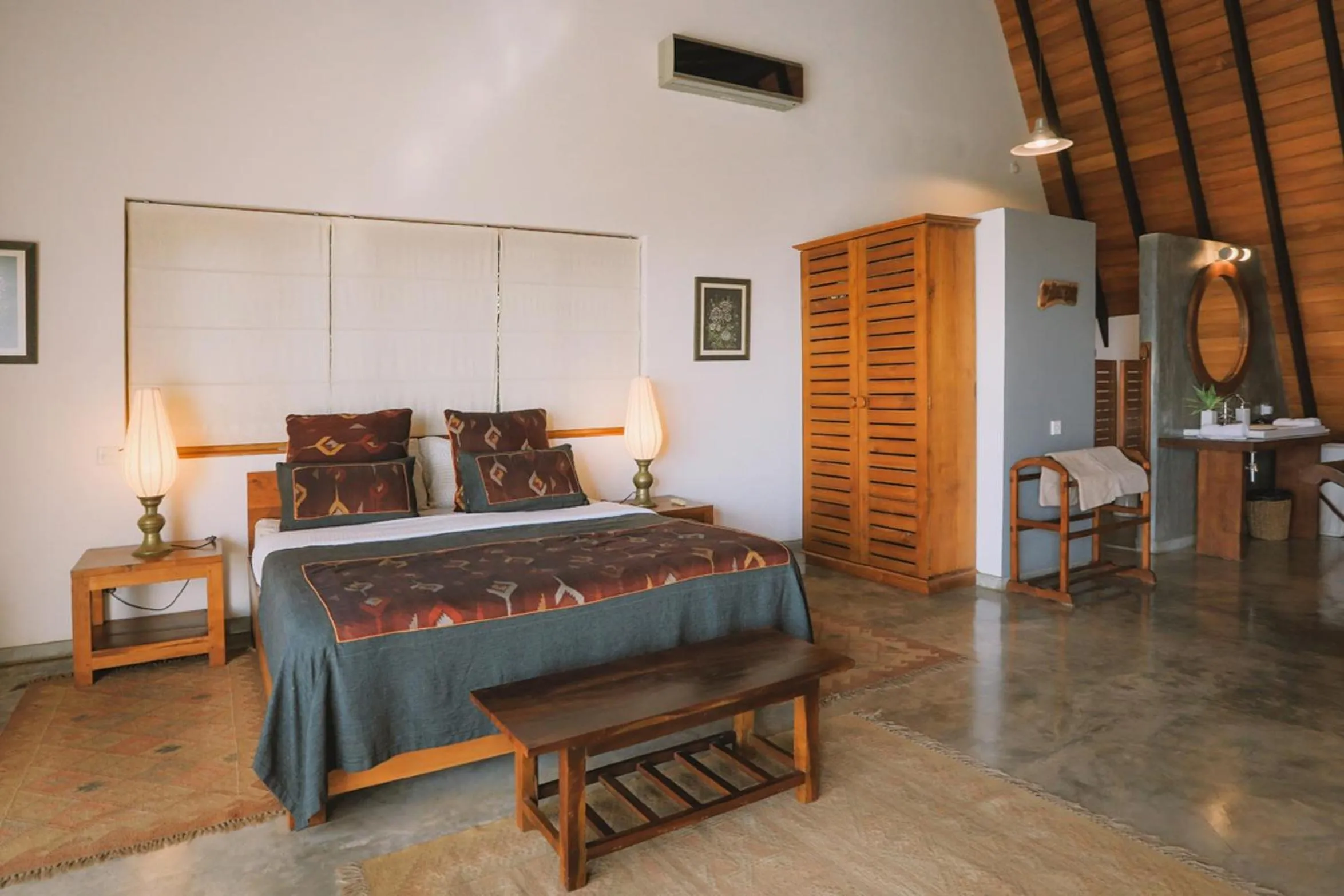 Bedroom, Bed in Highland Villa