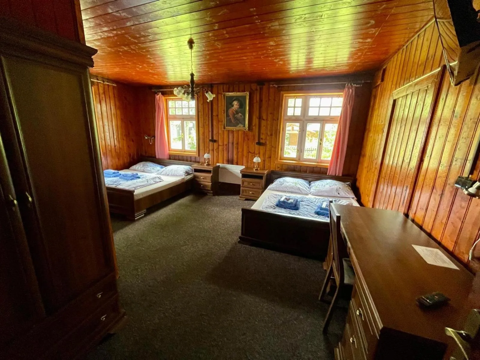 Bed in Penzion Rejviz