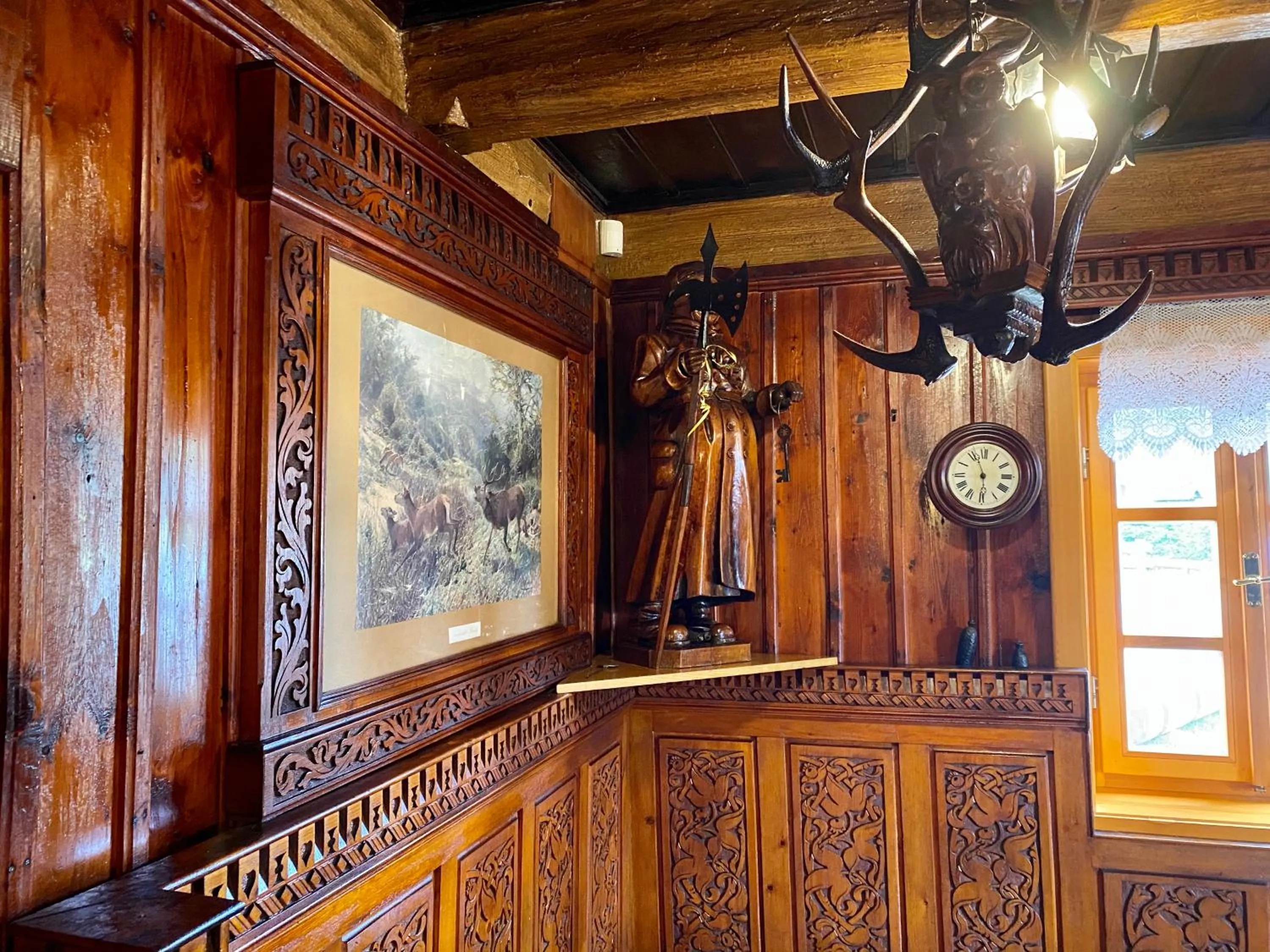 Decorative detail in Penzion Rejviz