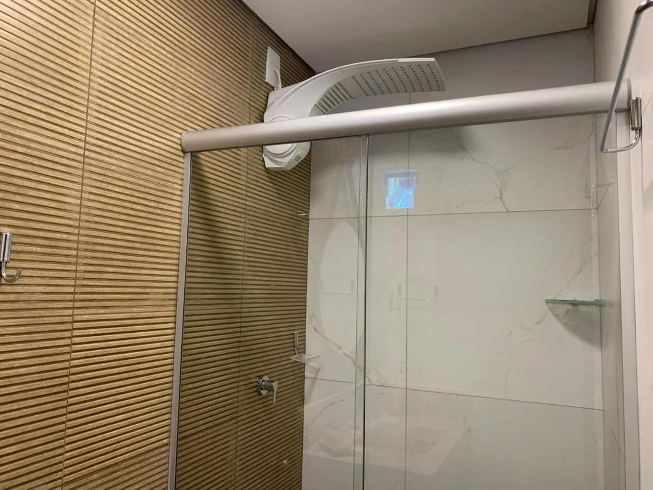 Toilet in Flat CLN 105 Asa Norte by CentoEdez