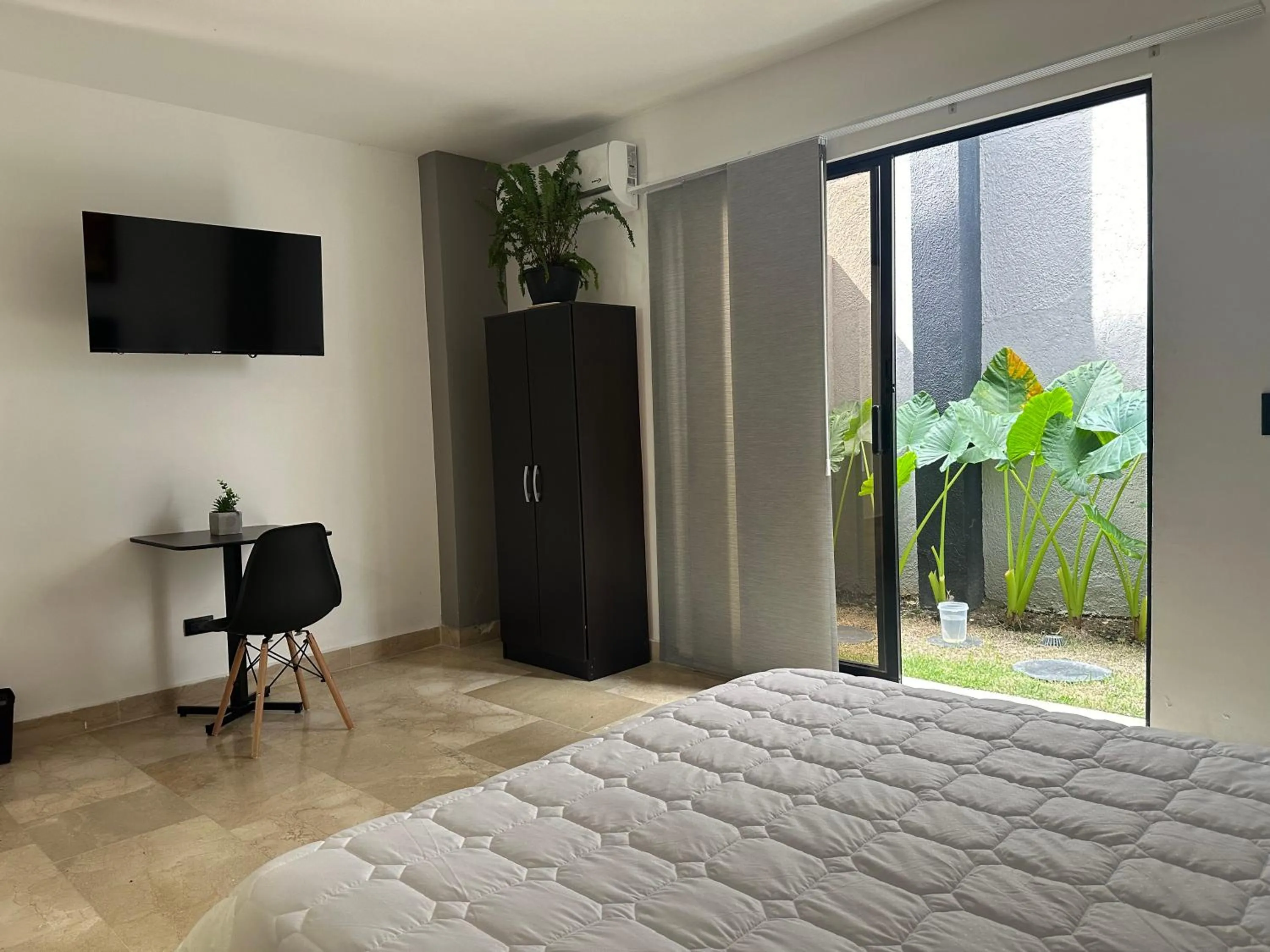 Bedroom, Bed in Hotel Boutique Ciudad Jardin