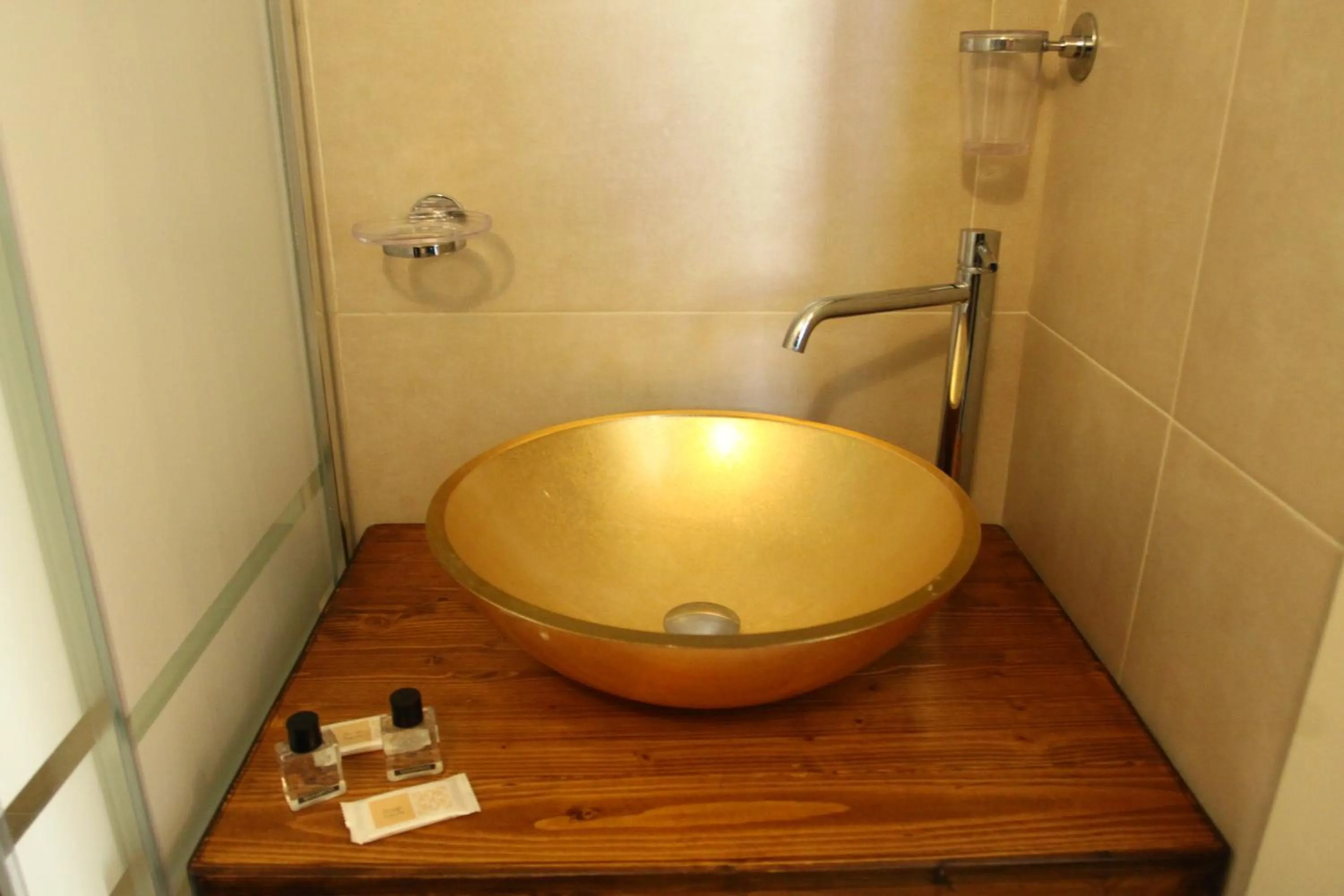 Bathroom in B&B Suite Cutelli