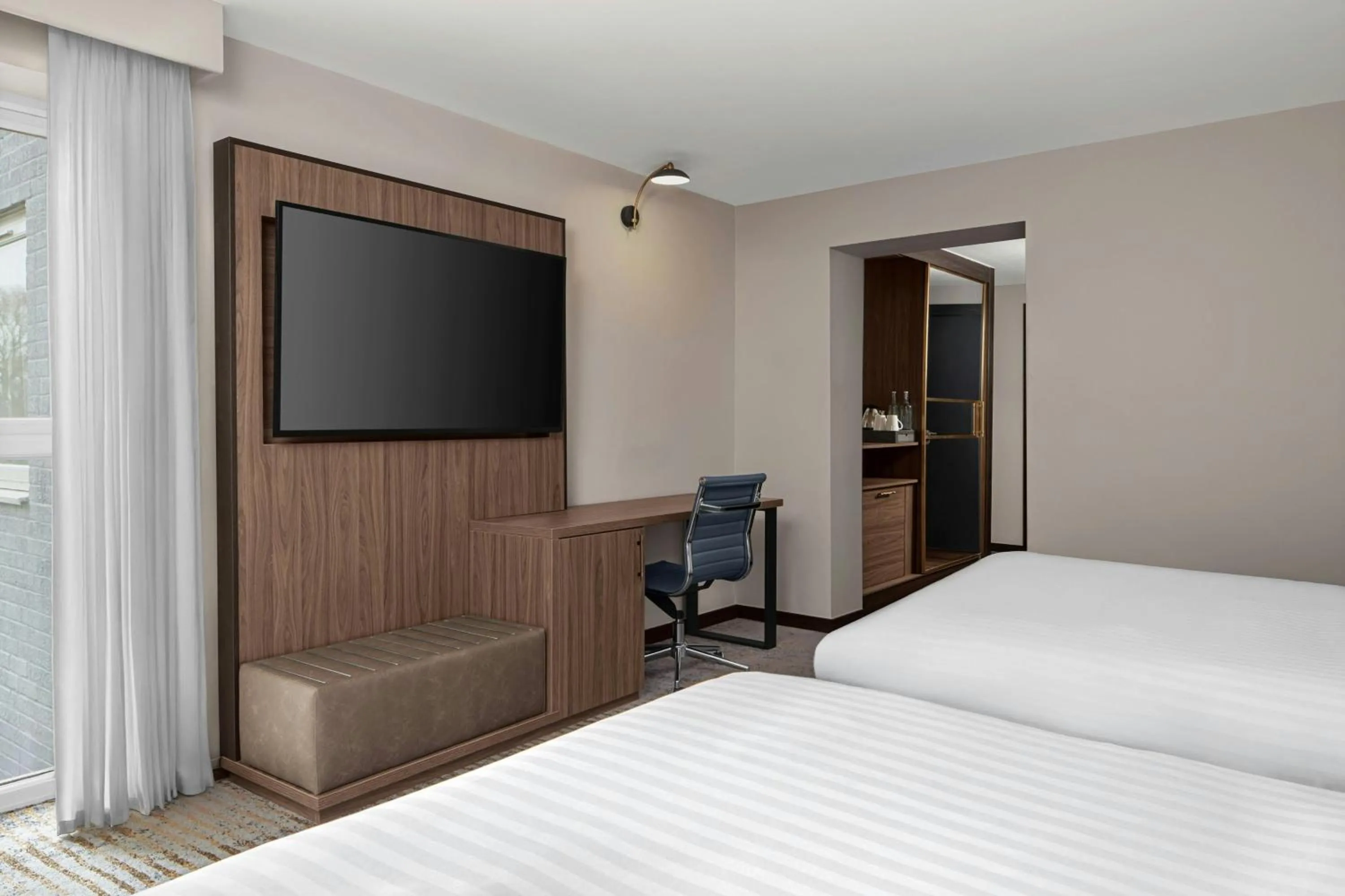 Photo of the whole room, Bed in Delta Hotels by Marriott Colchester