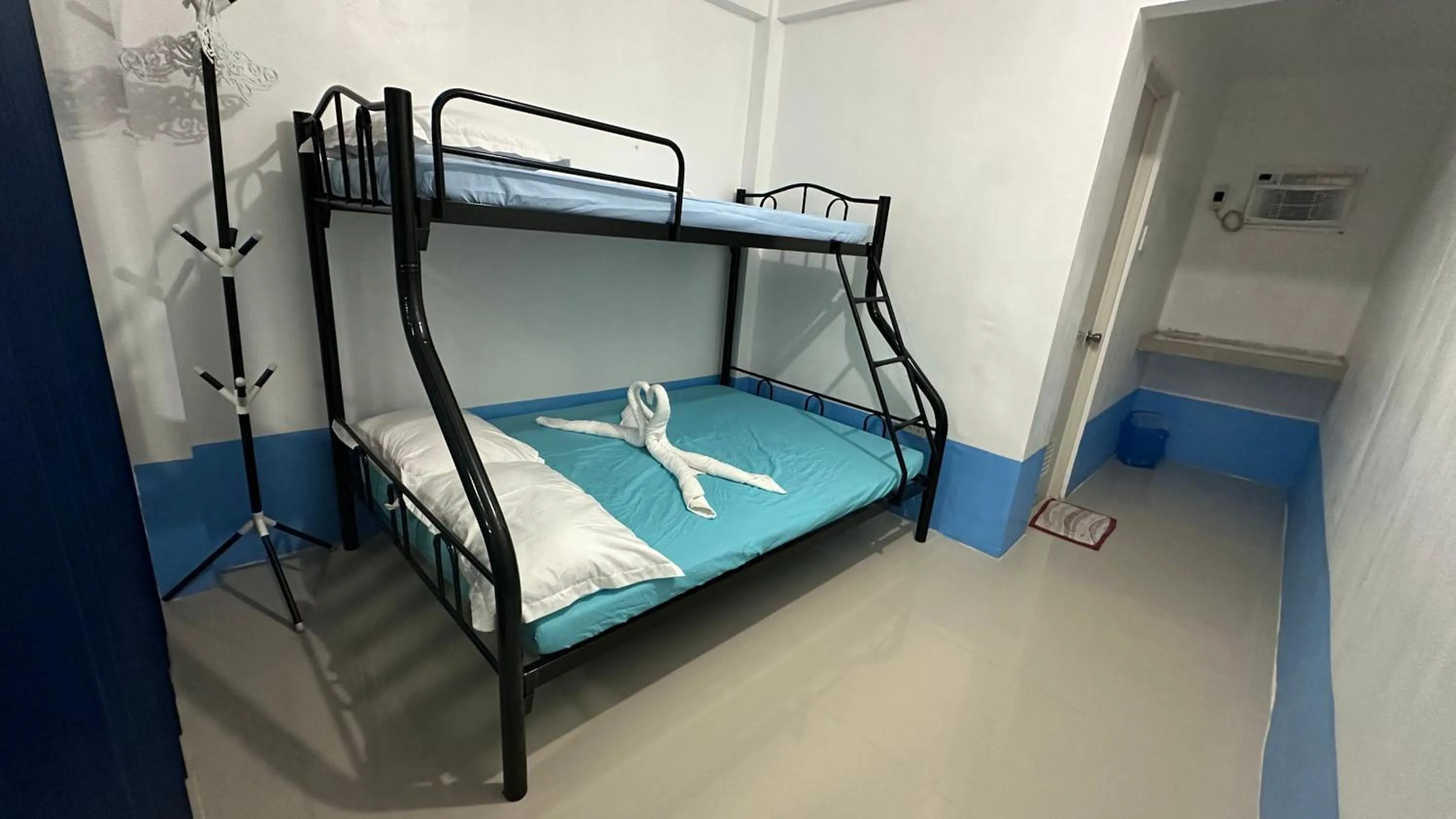 Bed in Acuaverde Beach Resort & Hotel Inc.