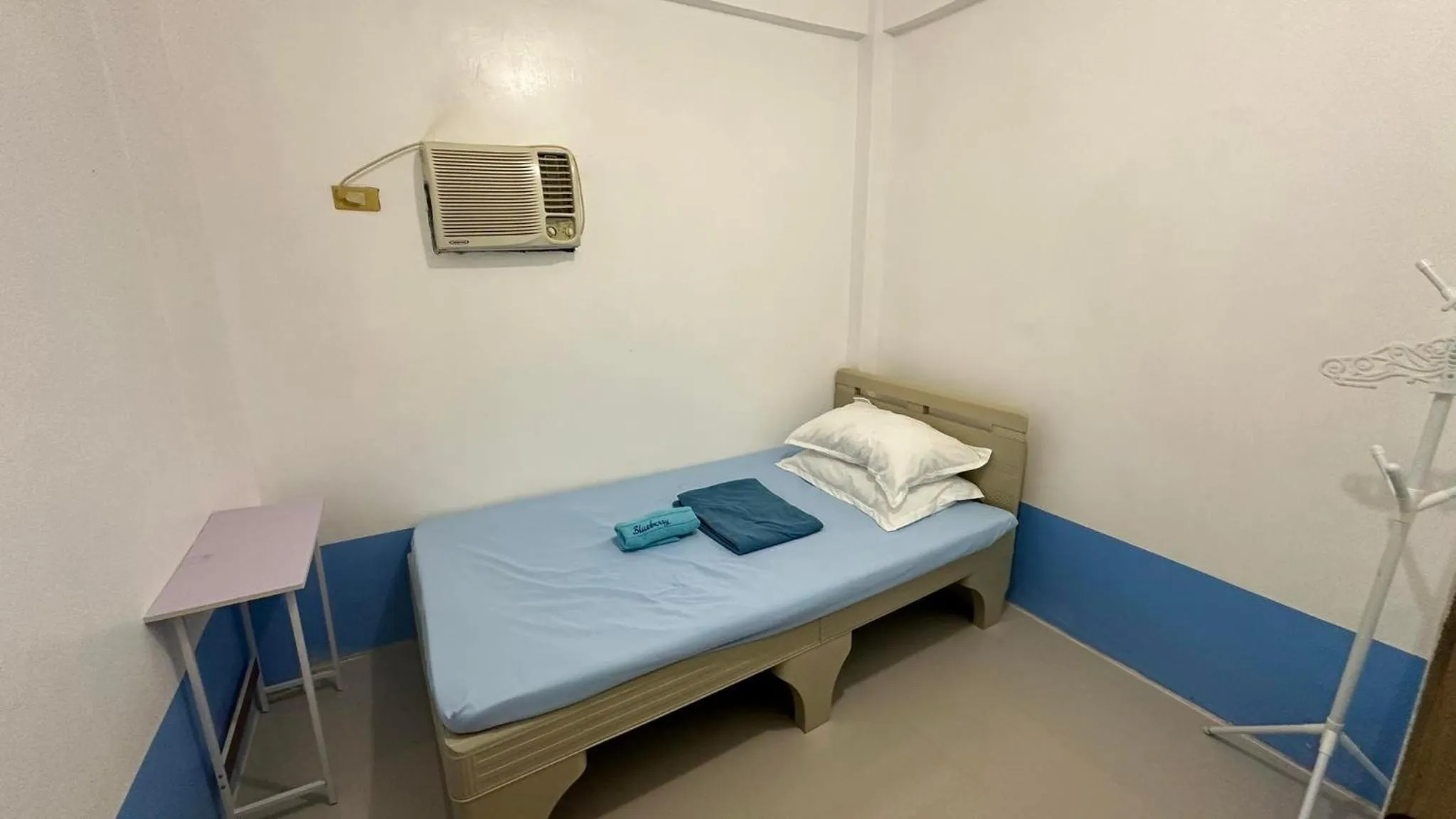 Bed in Acuaverde Beach Resort & Hotel Inc.