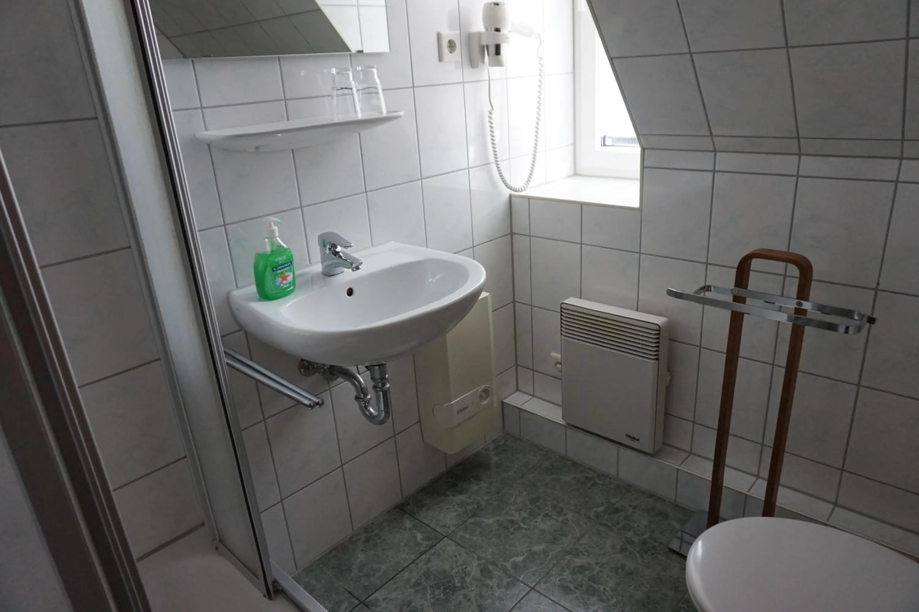 Small Double Room in Bootshaus Neustrelitz