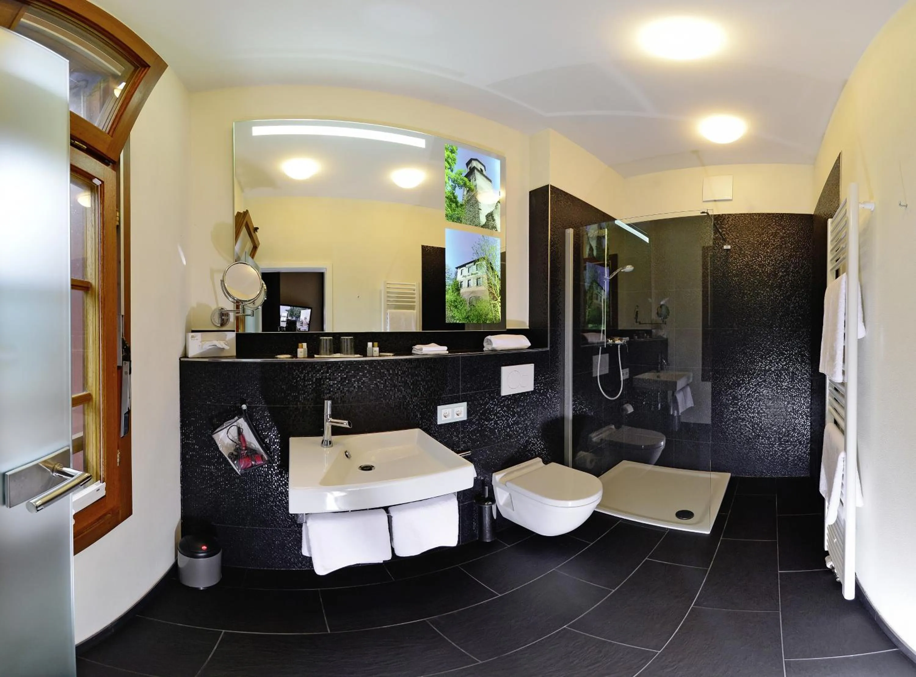 Bathroom in Hotel Landgasthof König von Preussen