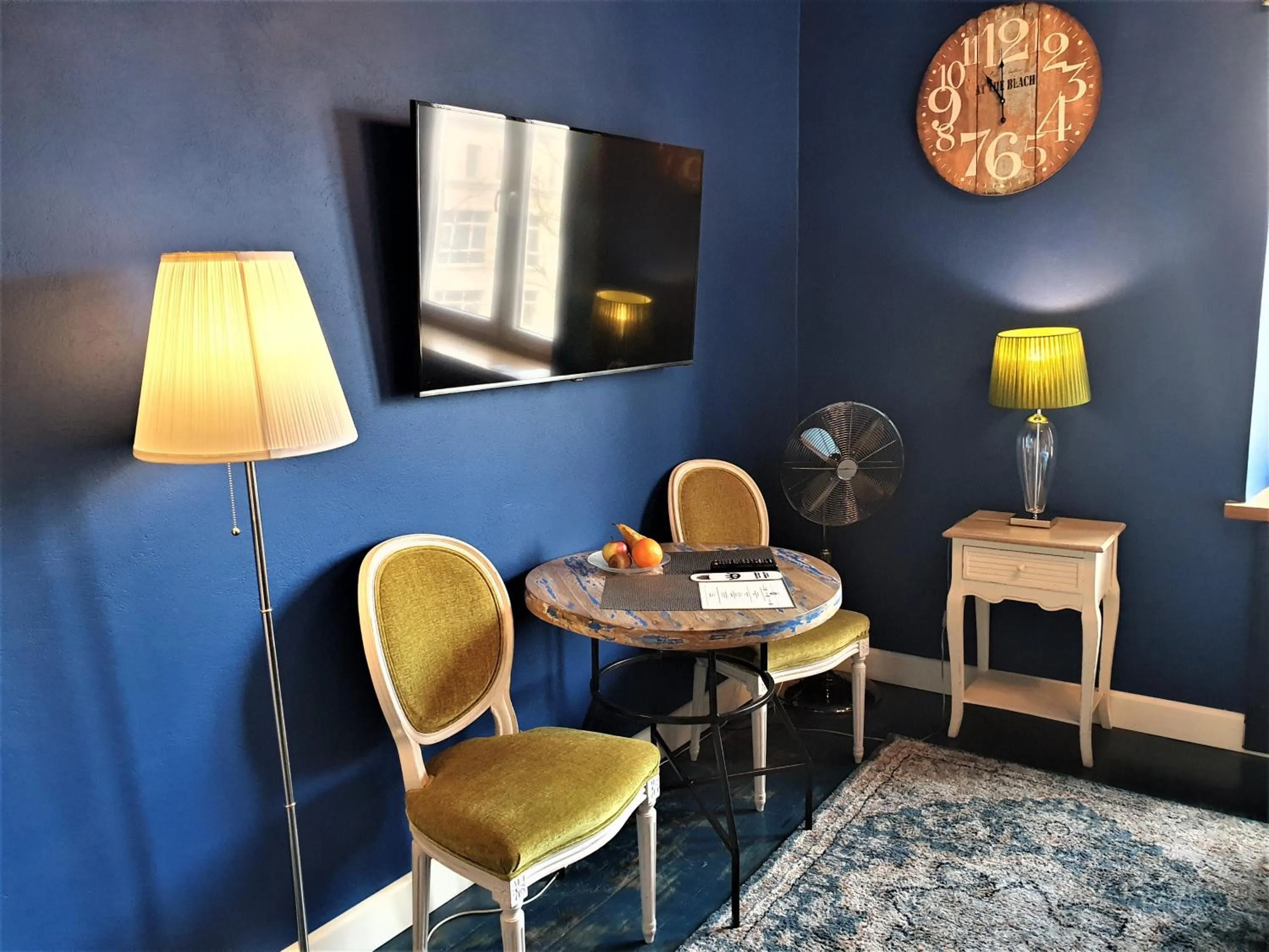 Seating area in SleepWell Ordynacka