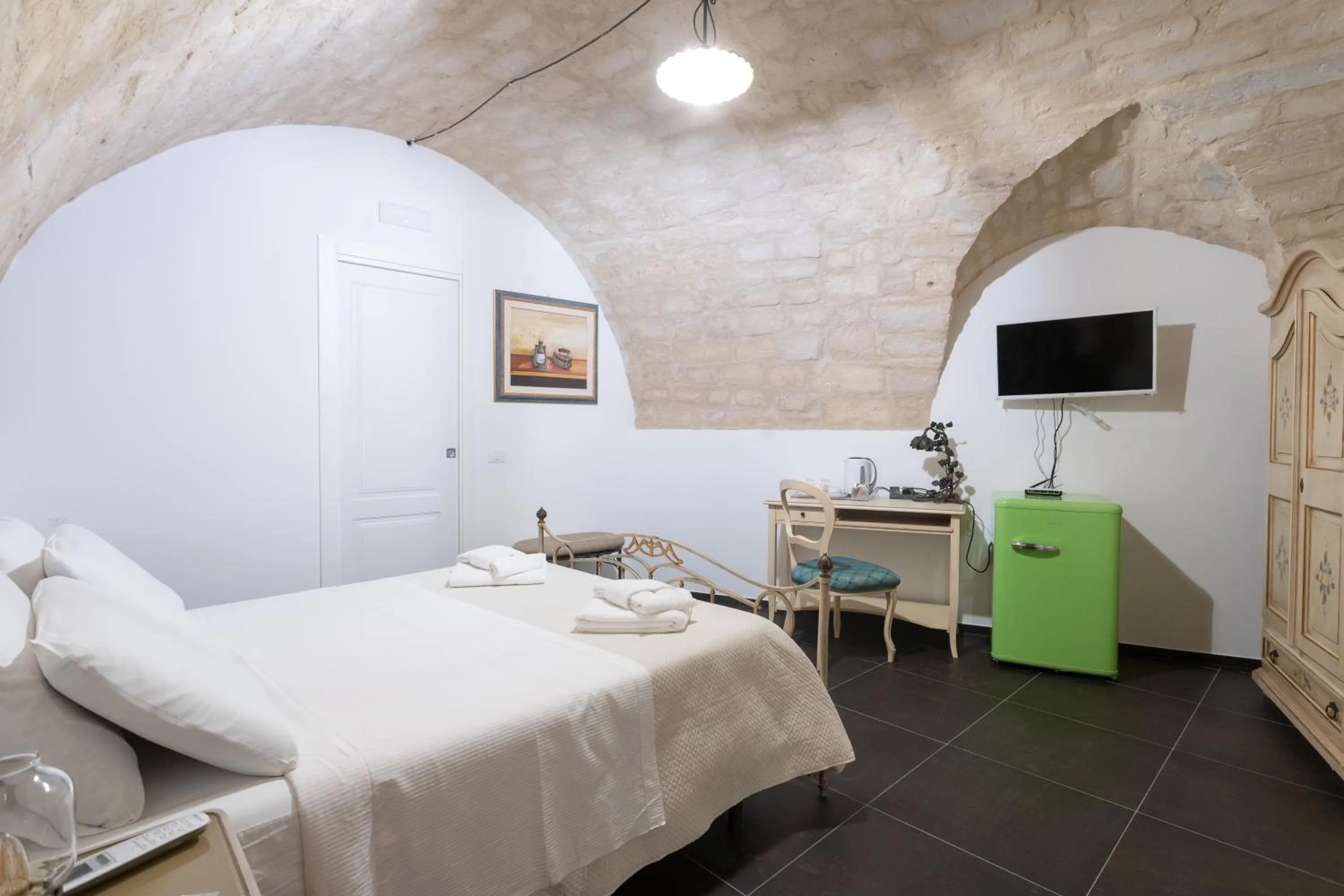 Photo of the whole room, Bed in Bed and Breakfast Terra del Sole Ibla