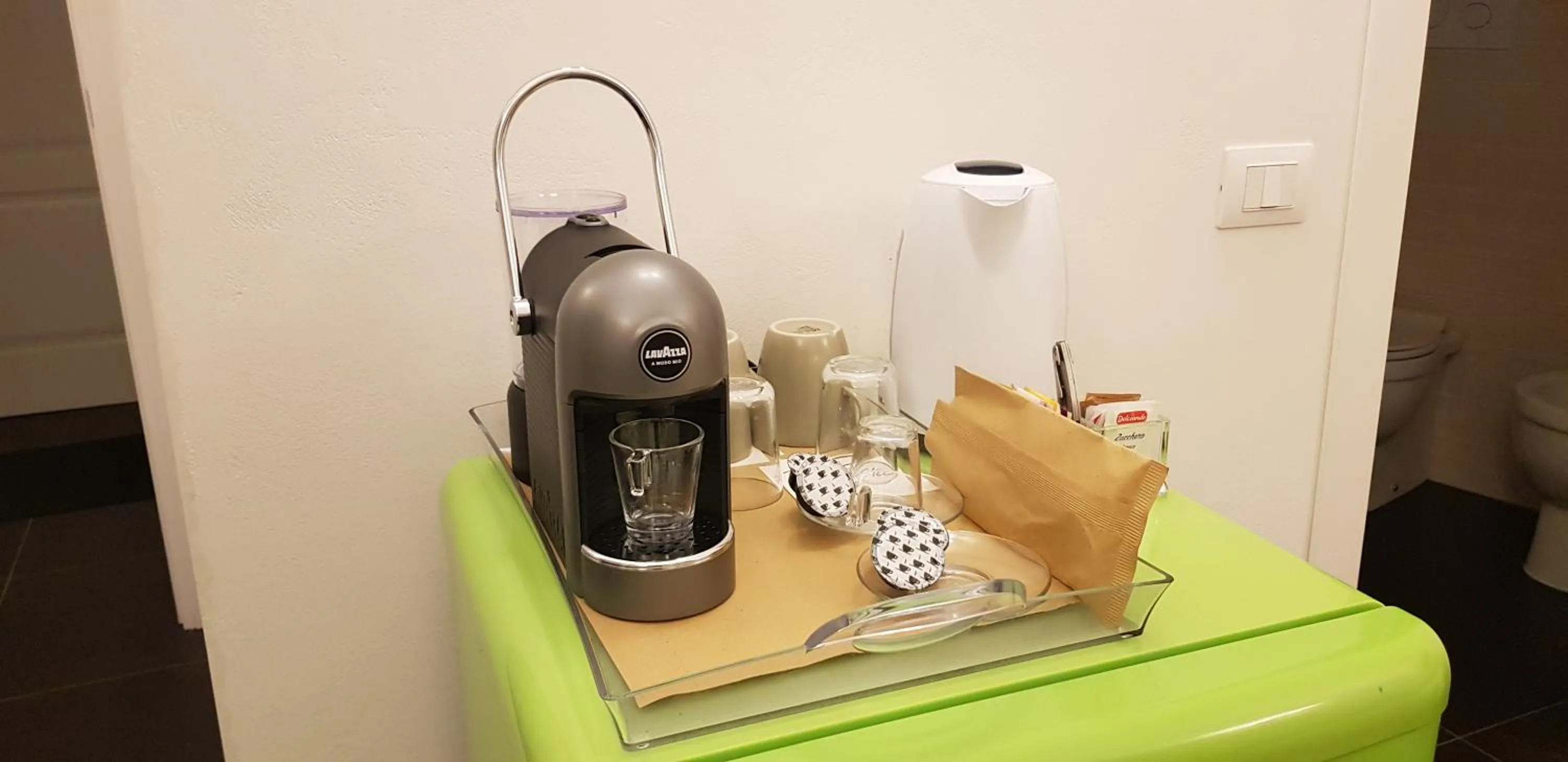 Coffee/tea facilities in Bed and Breakfast Terra del Sole Ibla