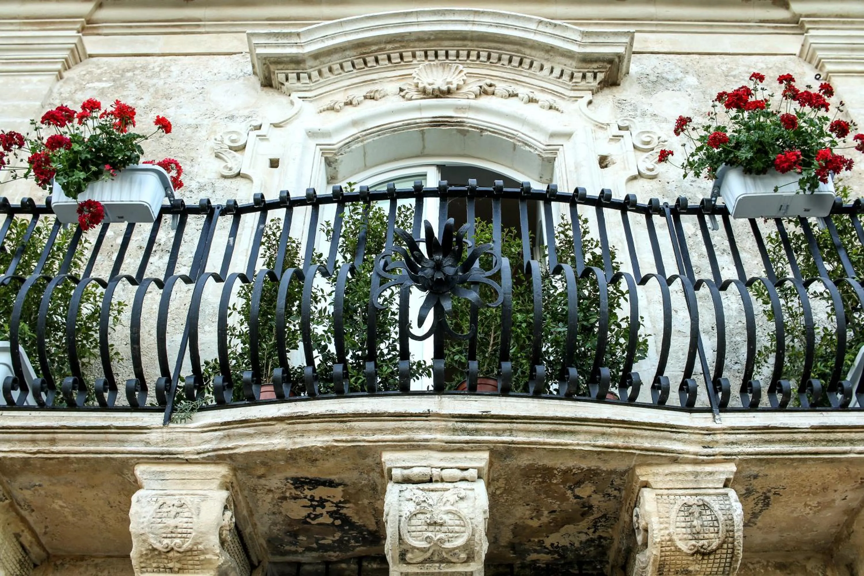 Property building in Bed and Breakfast Terra del Sole Ibla