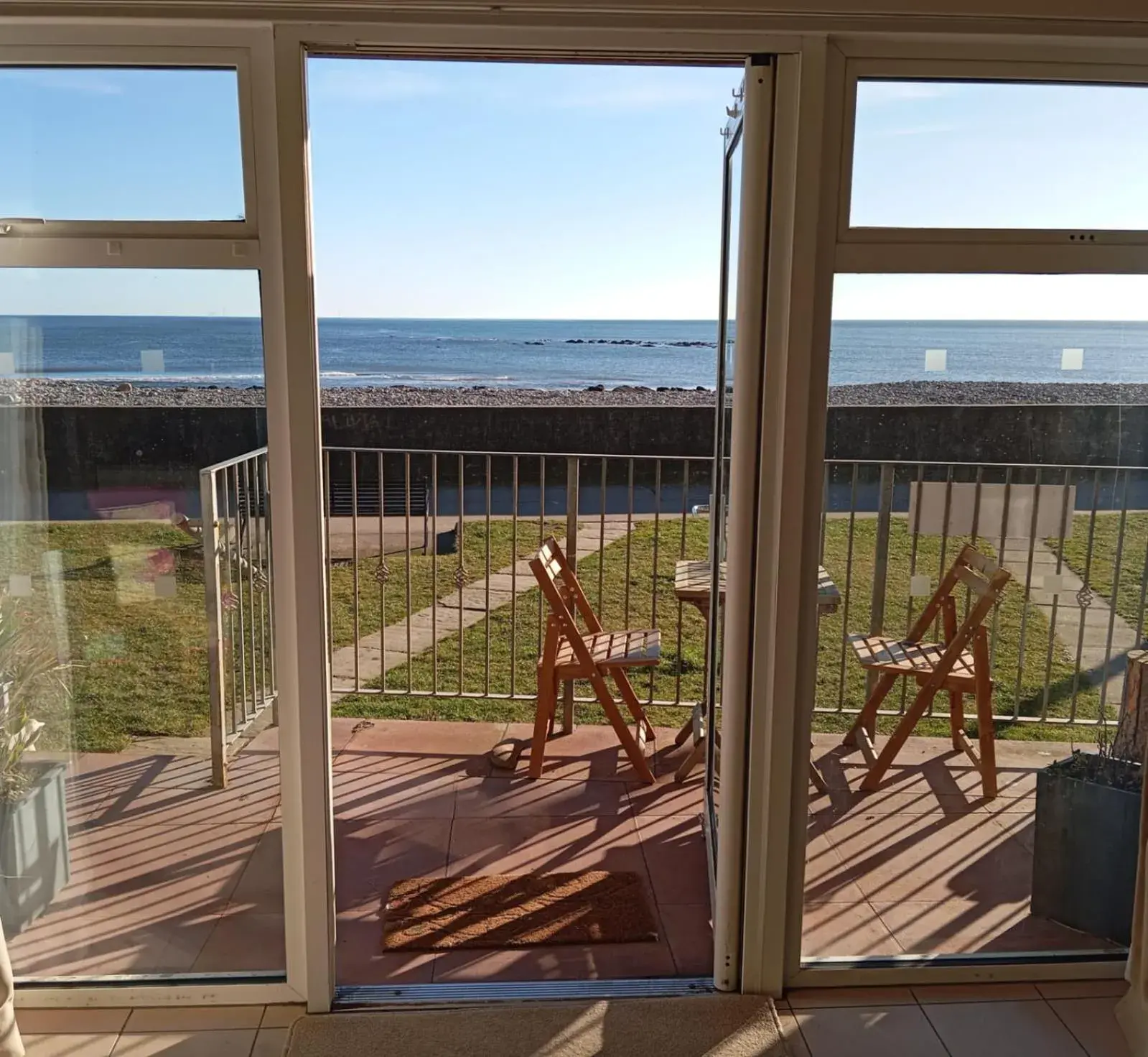 Deluxe Double Room with Balcony and Sea View - single occupancy in Bayview Bed and Breakfast Deluxe Double Room with Balcony and Sea View - single occupancy in Bayview Bed and Breakfast