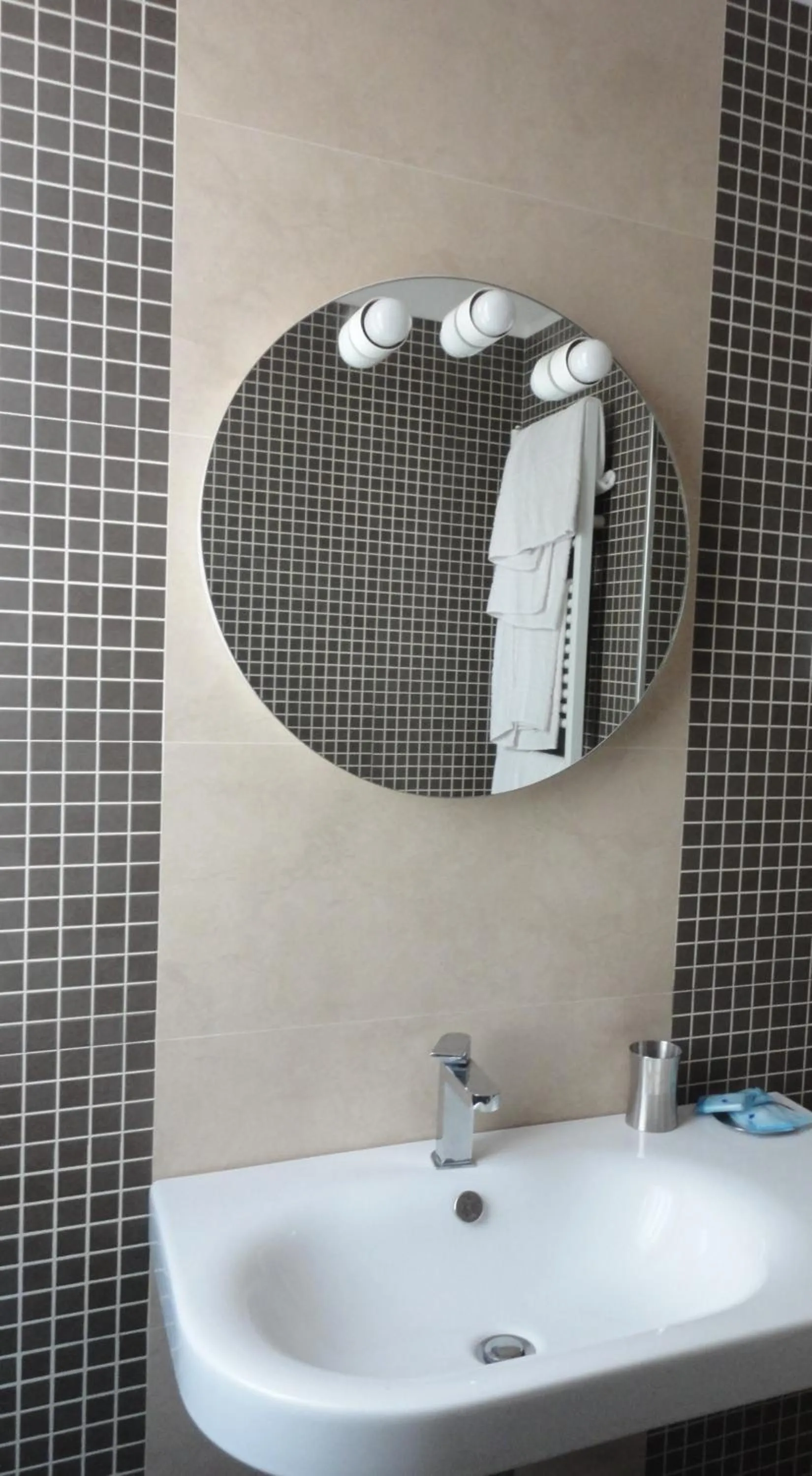 Bathroom in Cravero Rooms