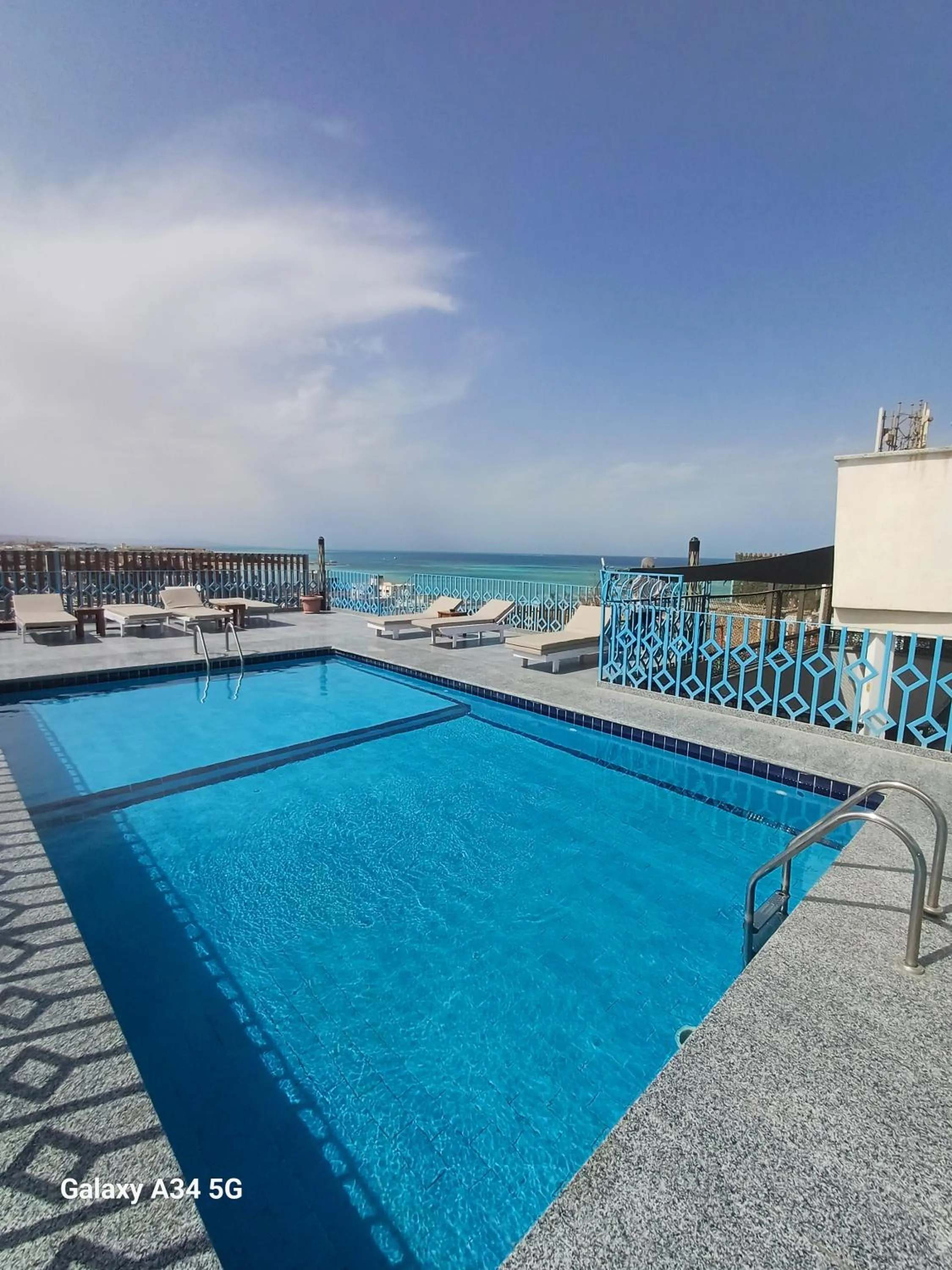 Swimming pool in Palm Inn Hotel Hurghda