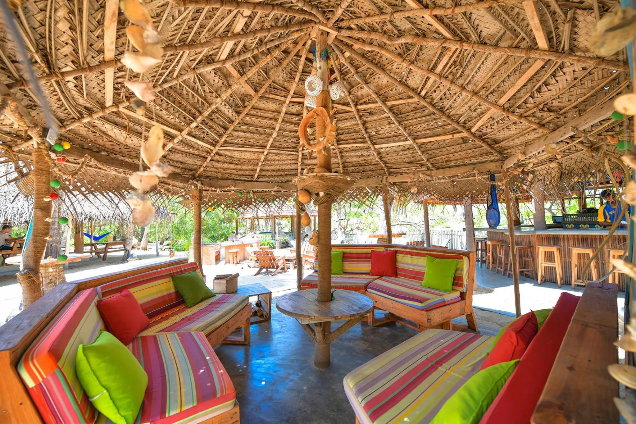 Communal lounge/ TV room in Kitesurfing Lanka