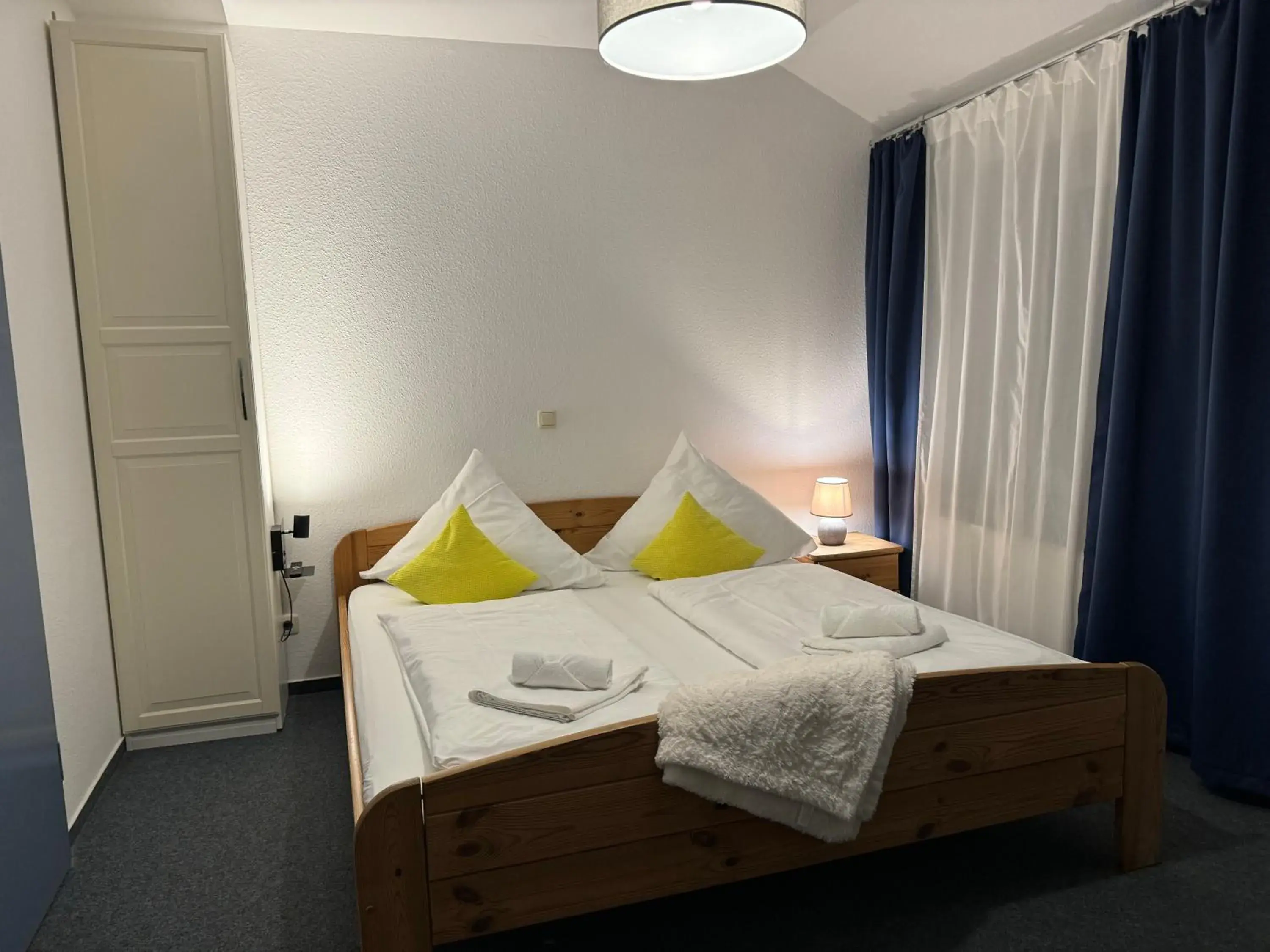 Single Room with Shower in Alte Schmiede Hotel & Restaurant Single Room with Shower in Alte Schmiede Hotel & Restaurant