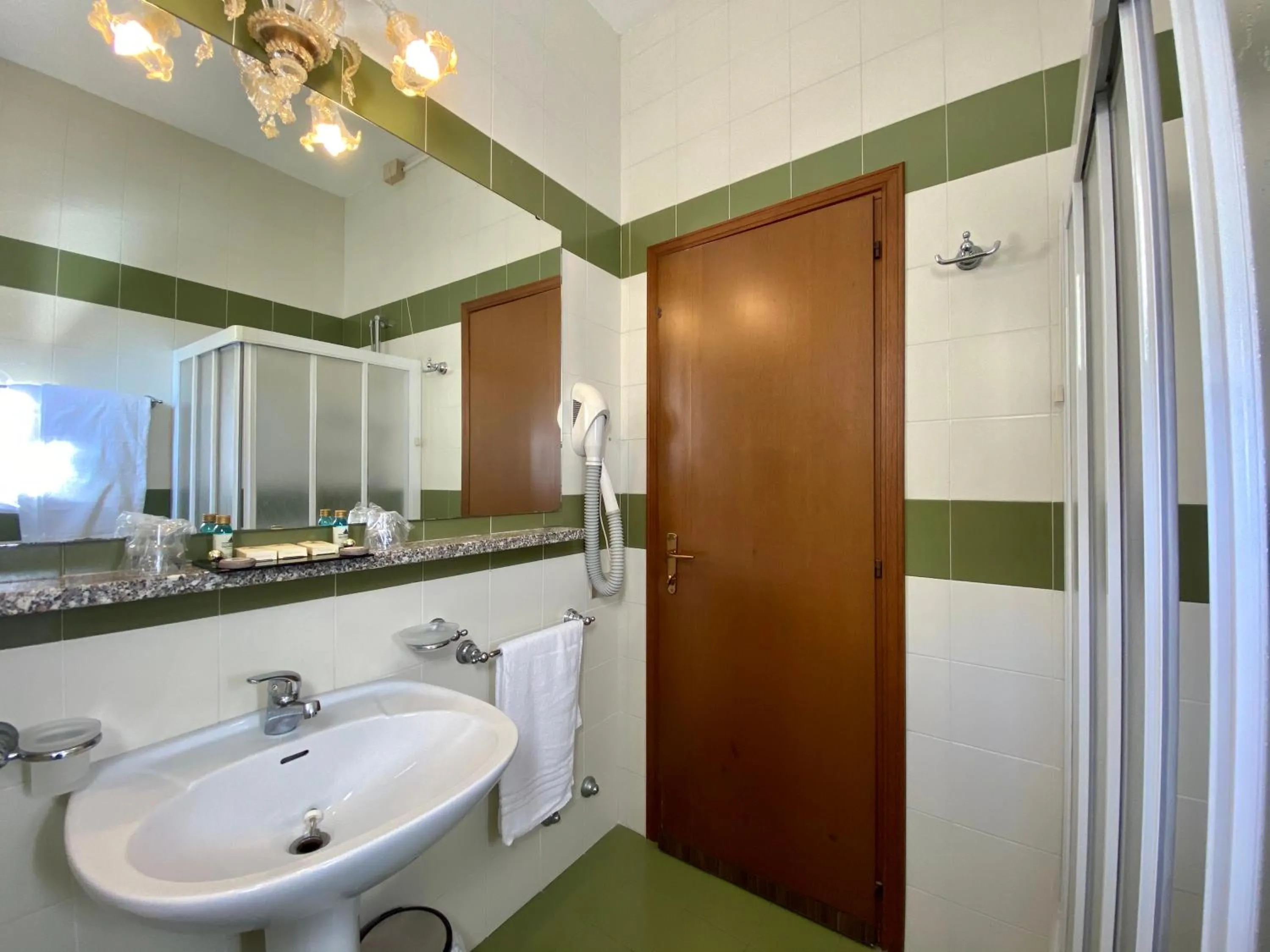 Bathroom in Hotel Florida